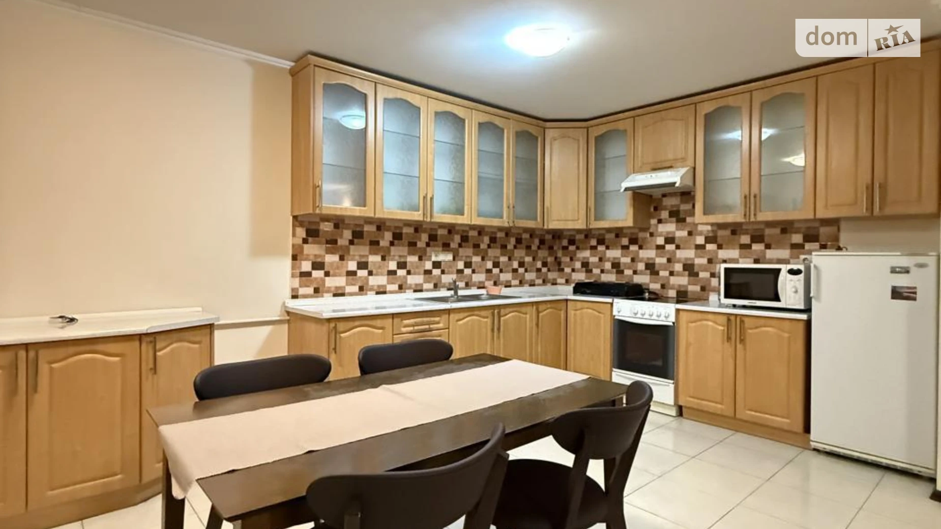 Сдается в аренду 2-комнатная квартира 92 кв. м в Хмельницком, ул. Заречанская, 57/1 - фото 3