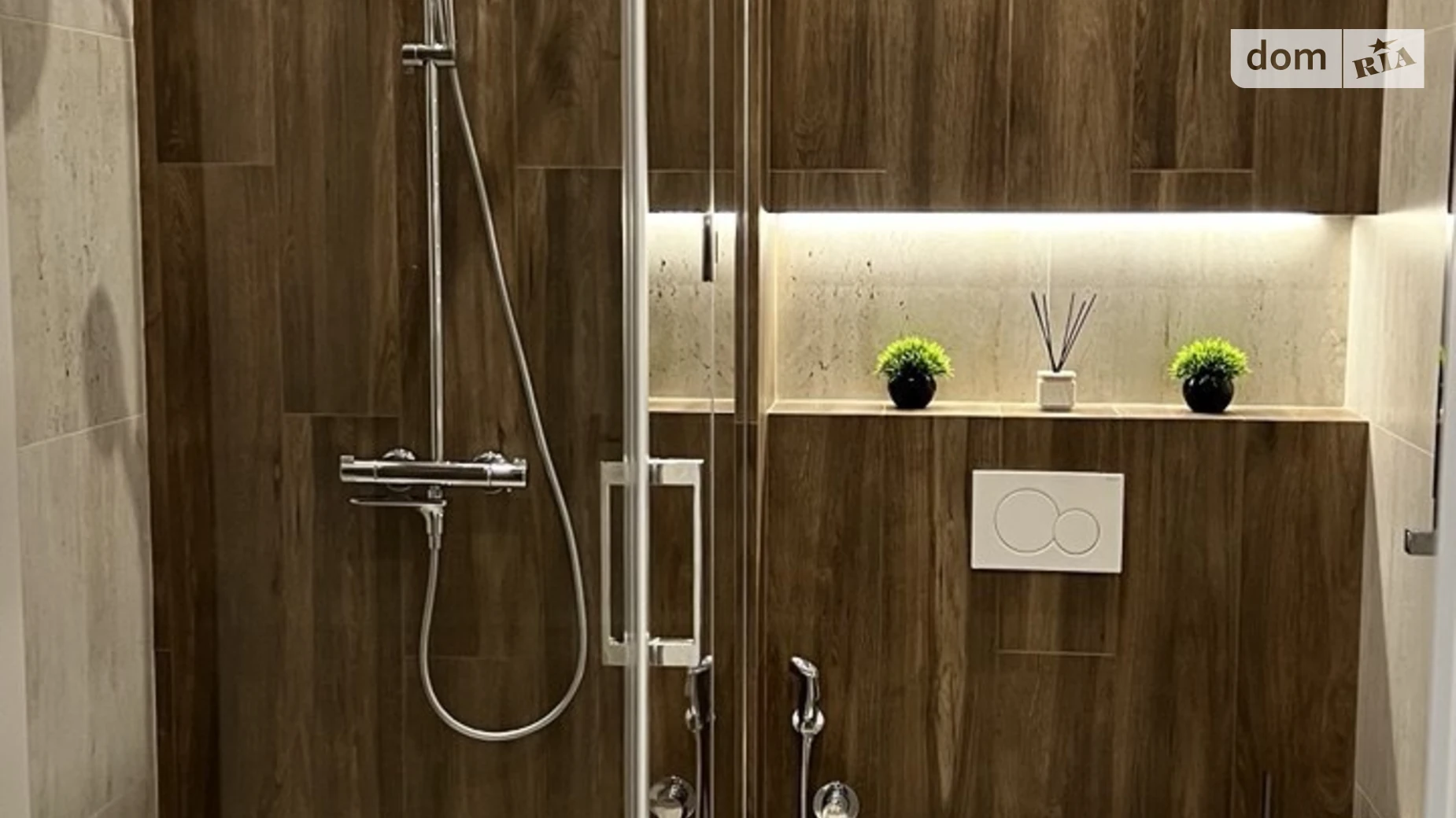 Сдается в аренду 1-комнатная квартира 47 кв. м в Одессе, ул. Дача Ковалевского, 91 - фото 2