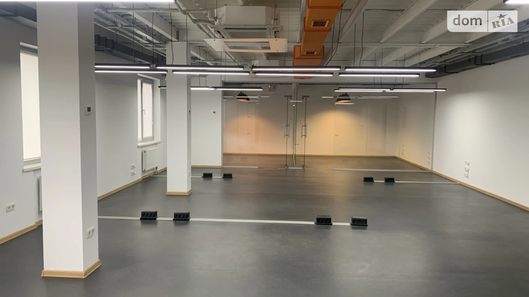 Сдается в аренду офис 150 кв. м в бизнес-центре, цена: 82500 грн - фото 2