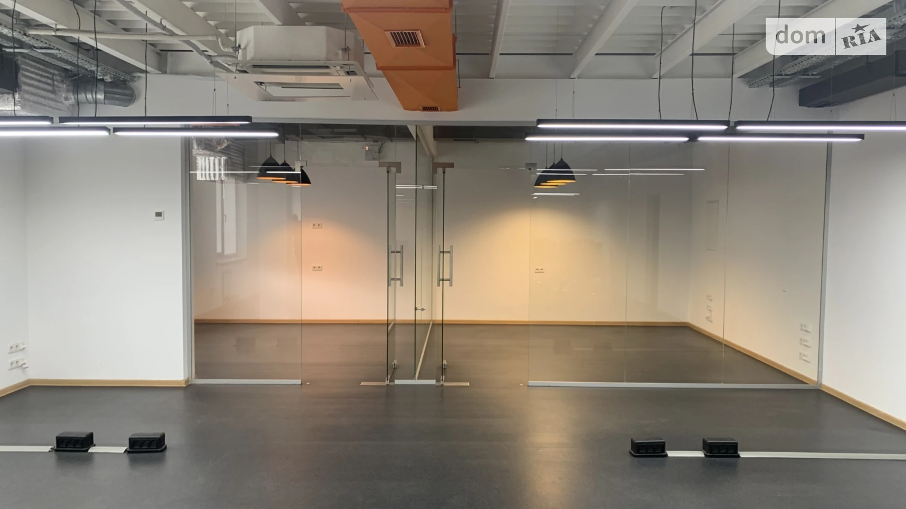 Сдается в аренду офис 150 кв. м в бизнес-центре, цена: 82500 грн - фото 3
