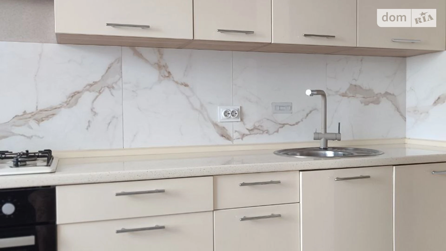 Продається 1-кімнатна квартира 40.7 кв. м у Гостомелі, вул. Остромирська, 49Г - фото 2