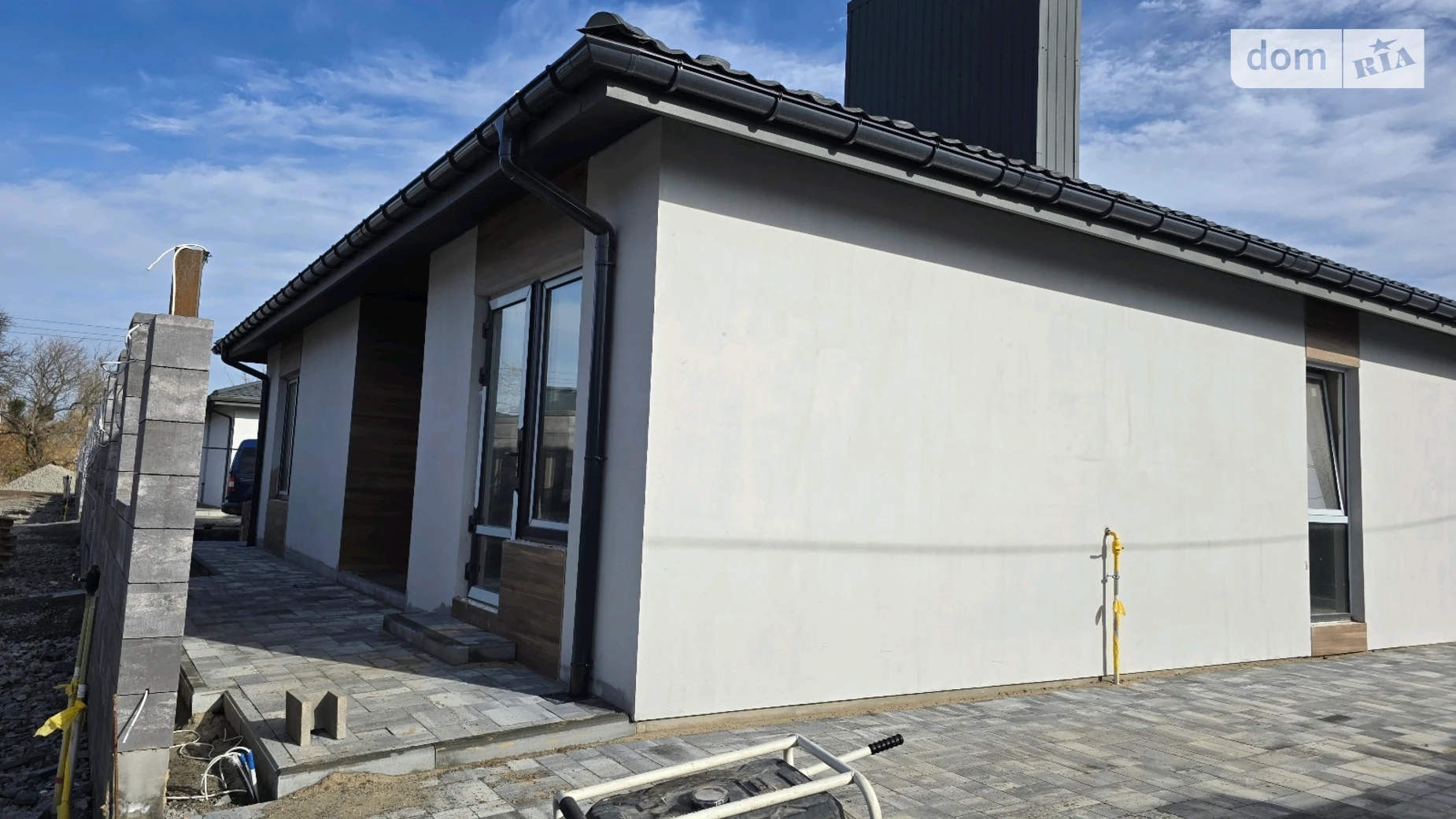 Продается одноэтажный дом 112 кв. м с баней/сауной, цена: 84000 $ - фото 2