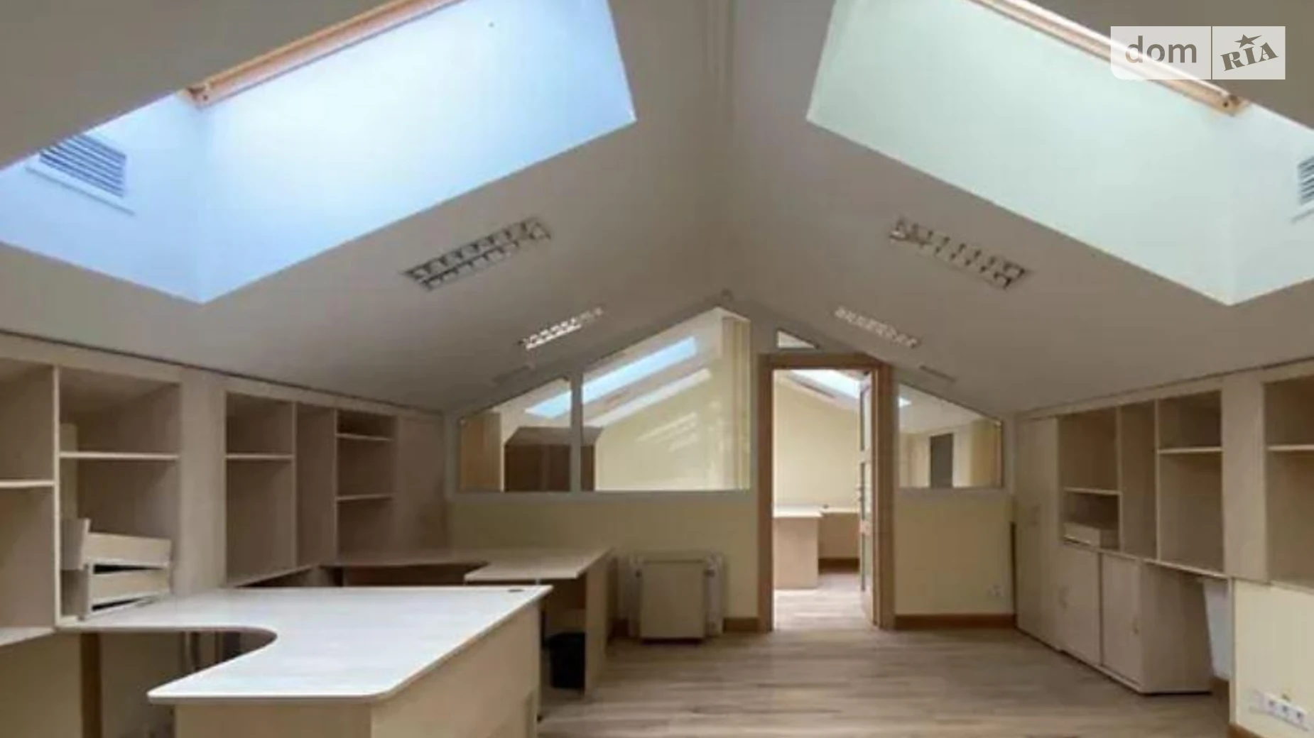 Сдается в аренду офис 1600 кв. м в бизнес-центре, цена: 24000 $ - фото 5