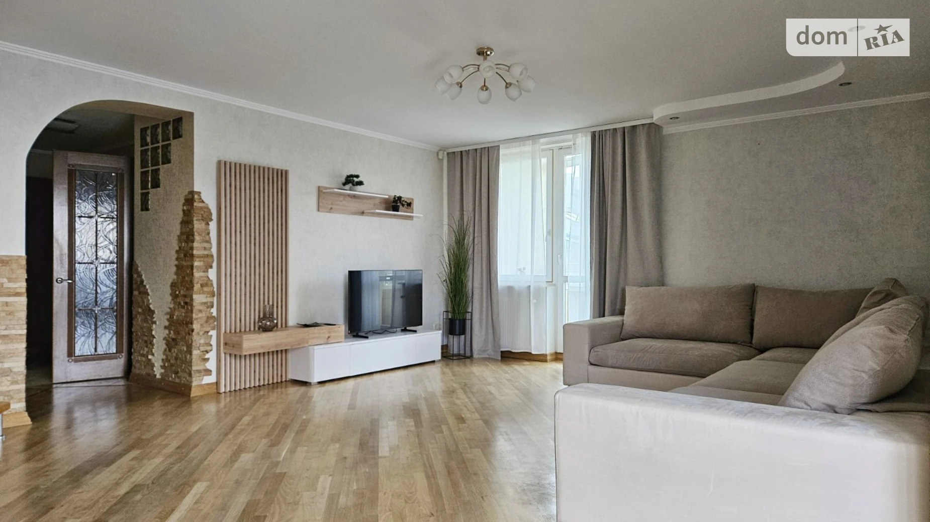 Сдается в аренду 4-комнатная квартира 121.1 кв. м в Львове, ул. Остроградских - фото 3