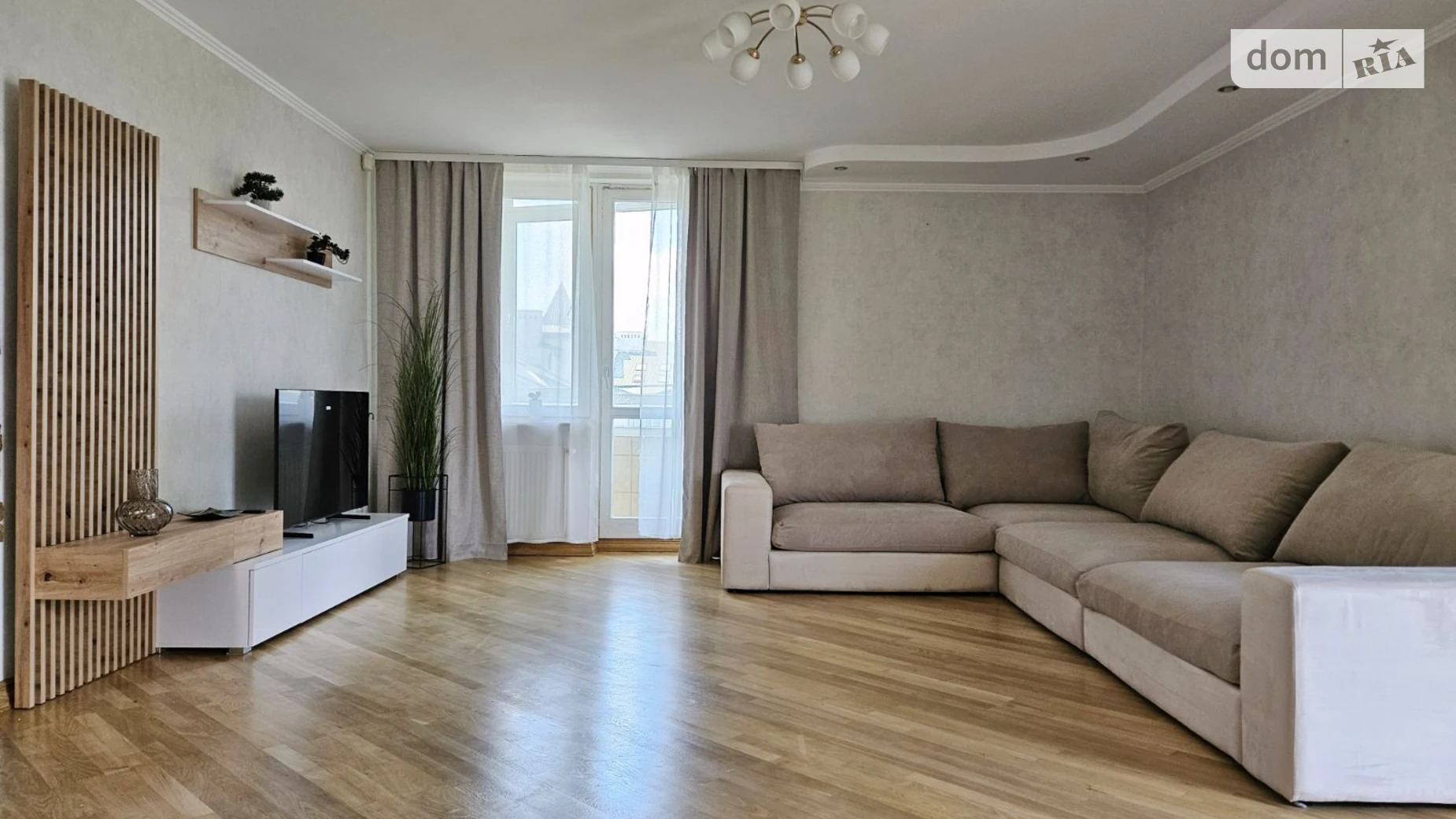 Сдается в аренду 4-комнатная квартира 121.1 кв. м в Львове, ул. Остроградских - фото 2