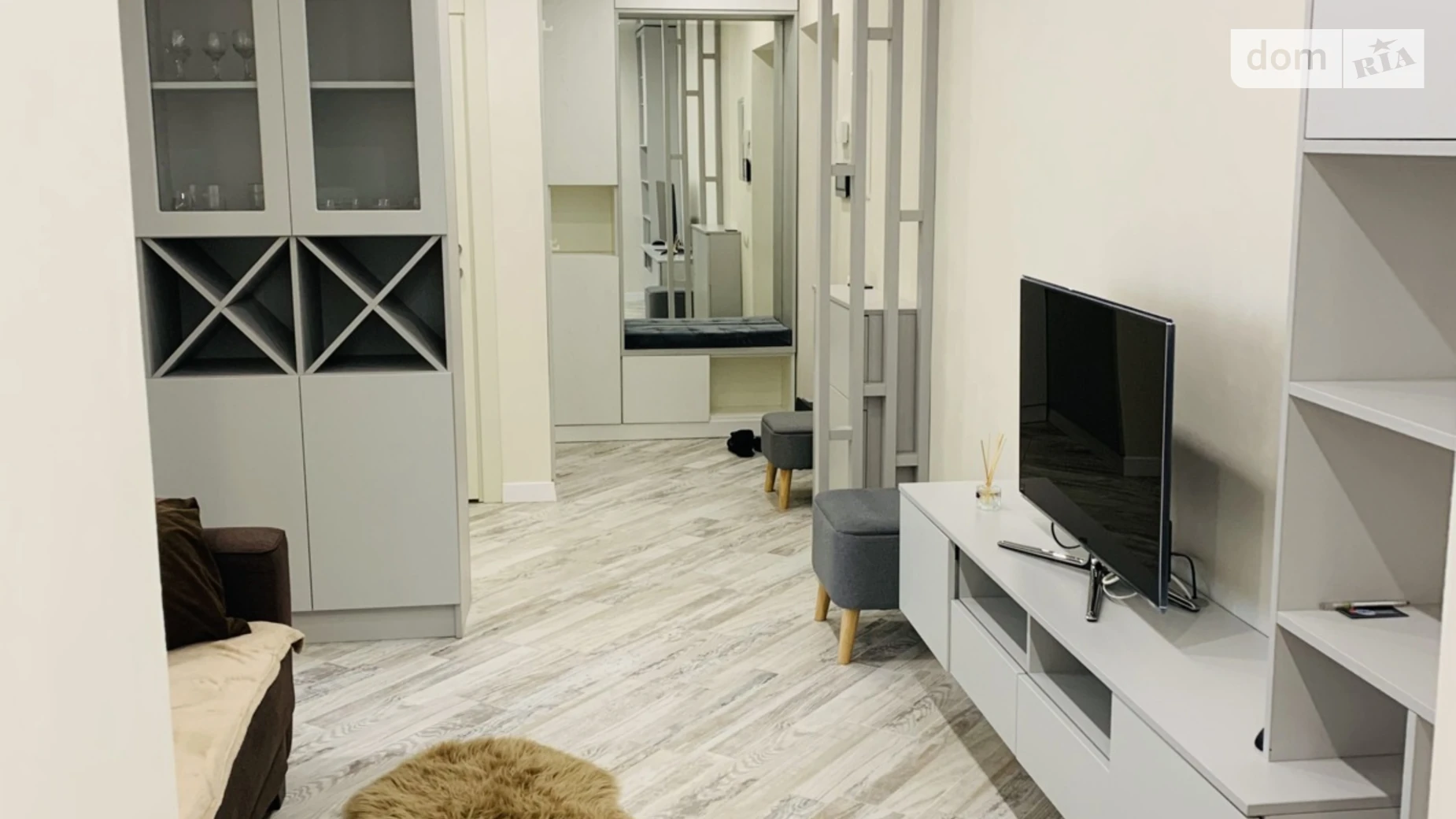 Сдается в аренду 2-комнатная квартира 78 кв. м в Мукачеве, ул. Юрия Герца, 2А - фото 2