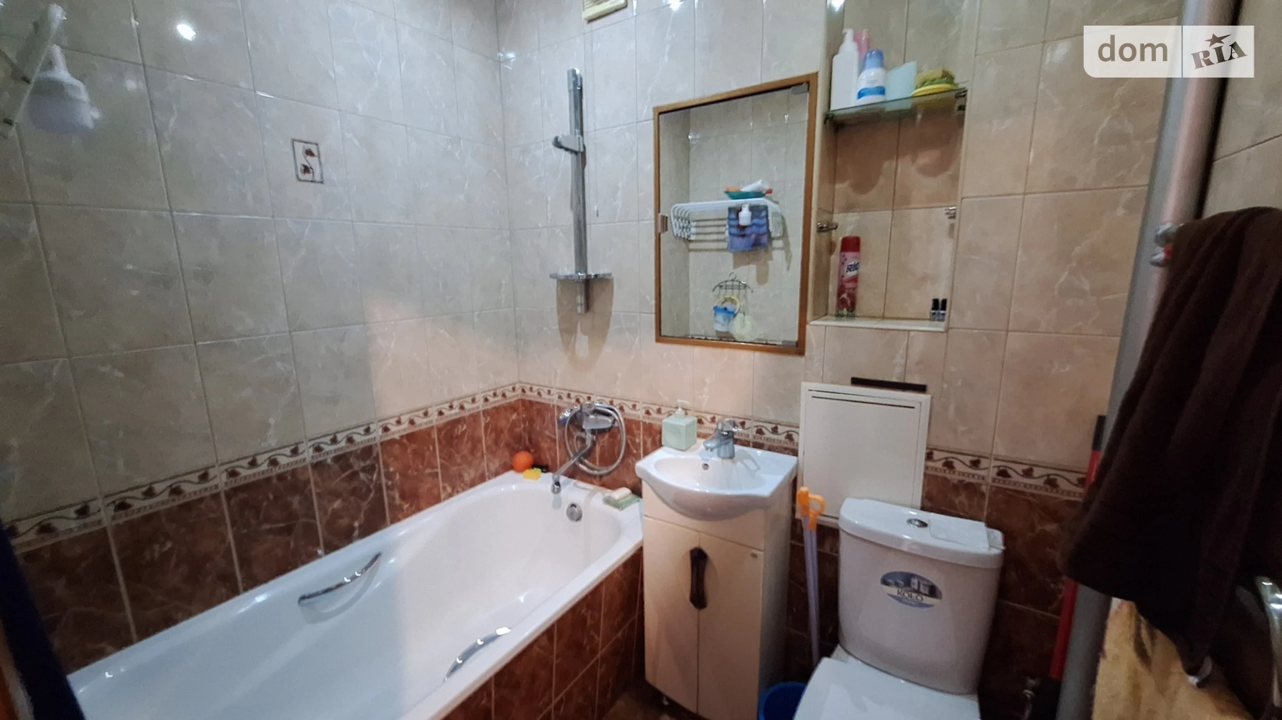 Продається 2-кімнатна квартира 42 кв. м у Чорноморську, просп. Миру(Леніна вул.) - фото 2