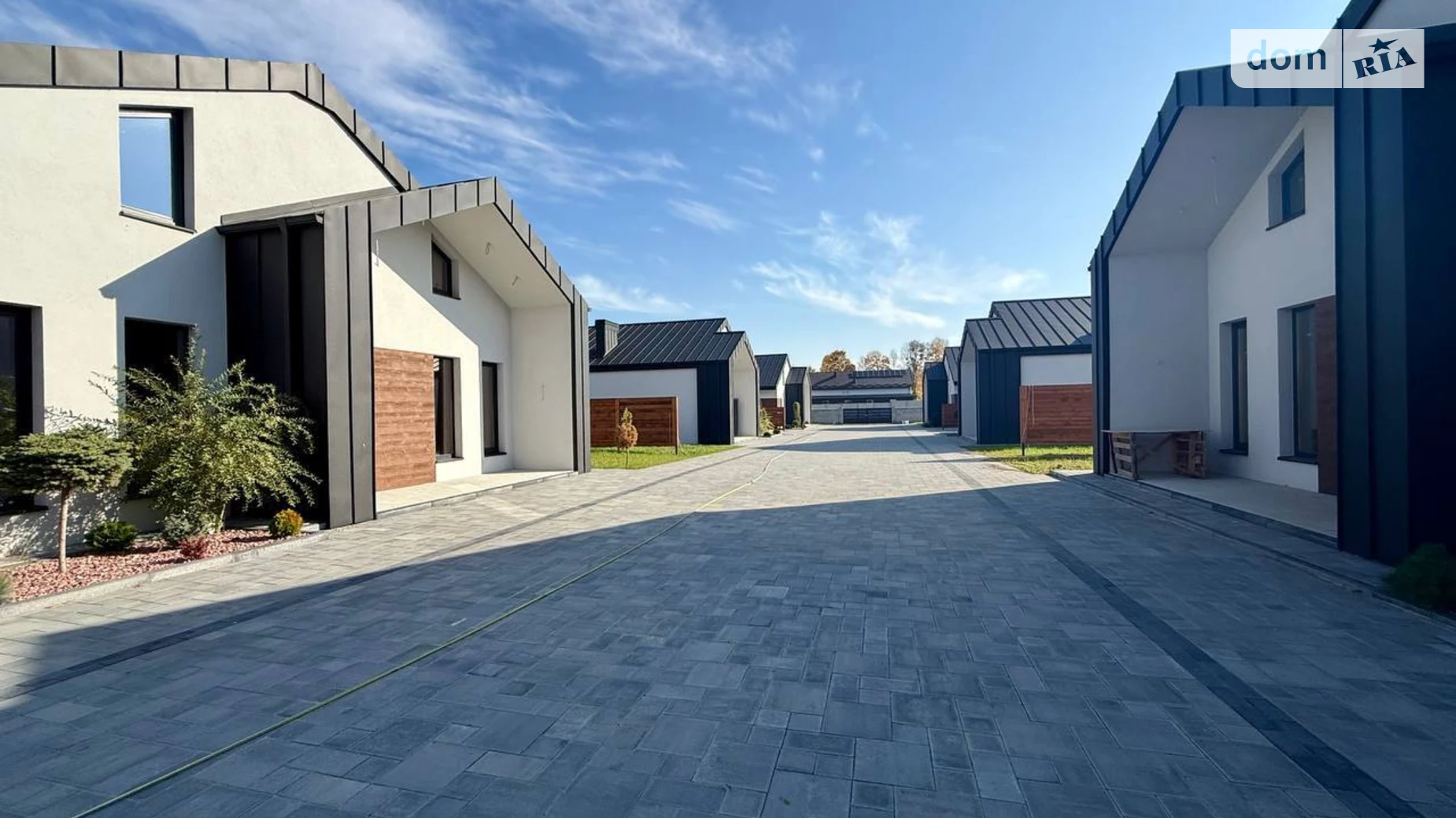 Продается дом на 2 этажа 190 кв. м с бассейном, цена: 88000 $ - фото 5