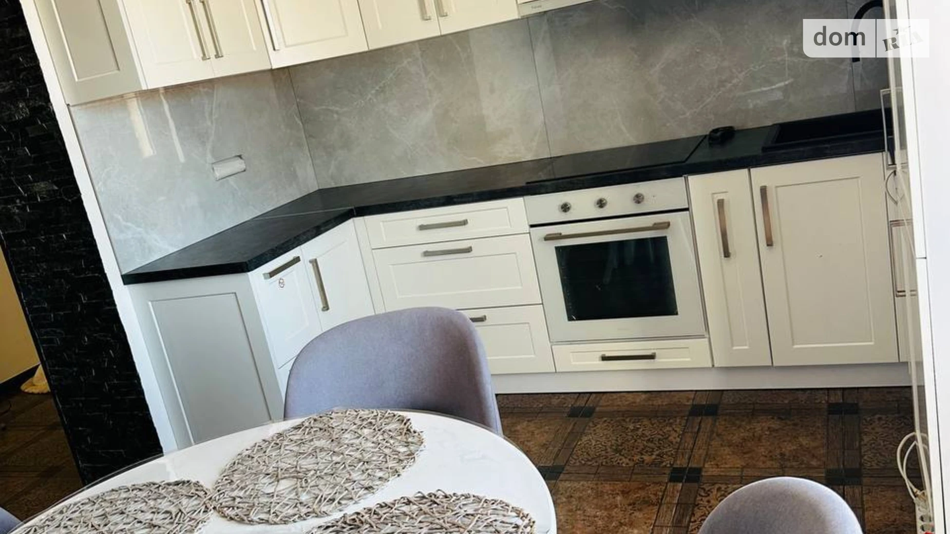 Здається в оренду 2-кімнатна квартира 60 кв. м у Дрогобичі, пл. Ринок, 27 - фото 2