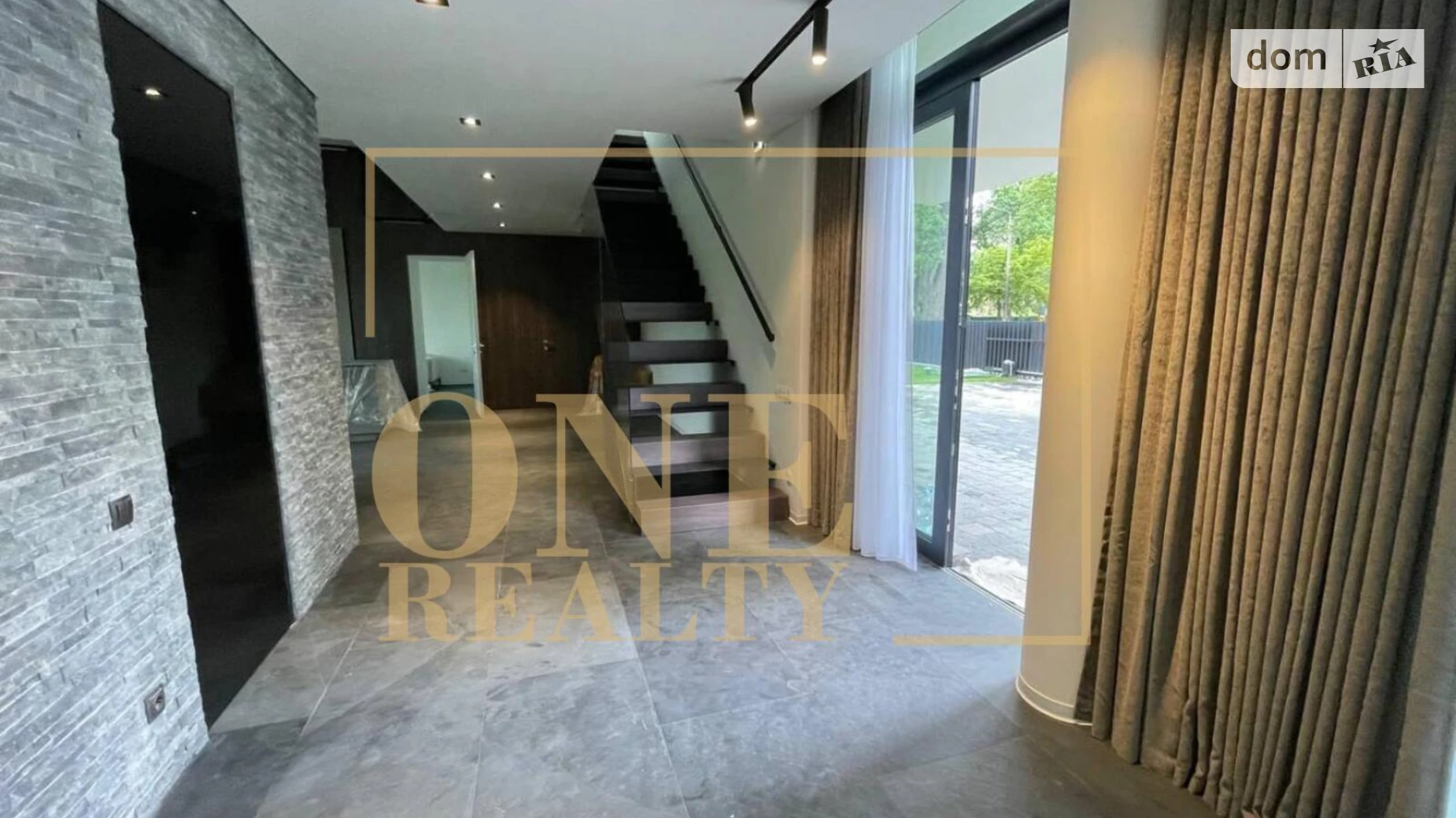 Сдается в аренду дом на 2 этажа 380 кв. м с балконом, цена: 9000 $ - фото 5