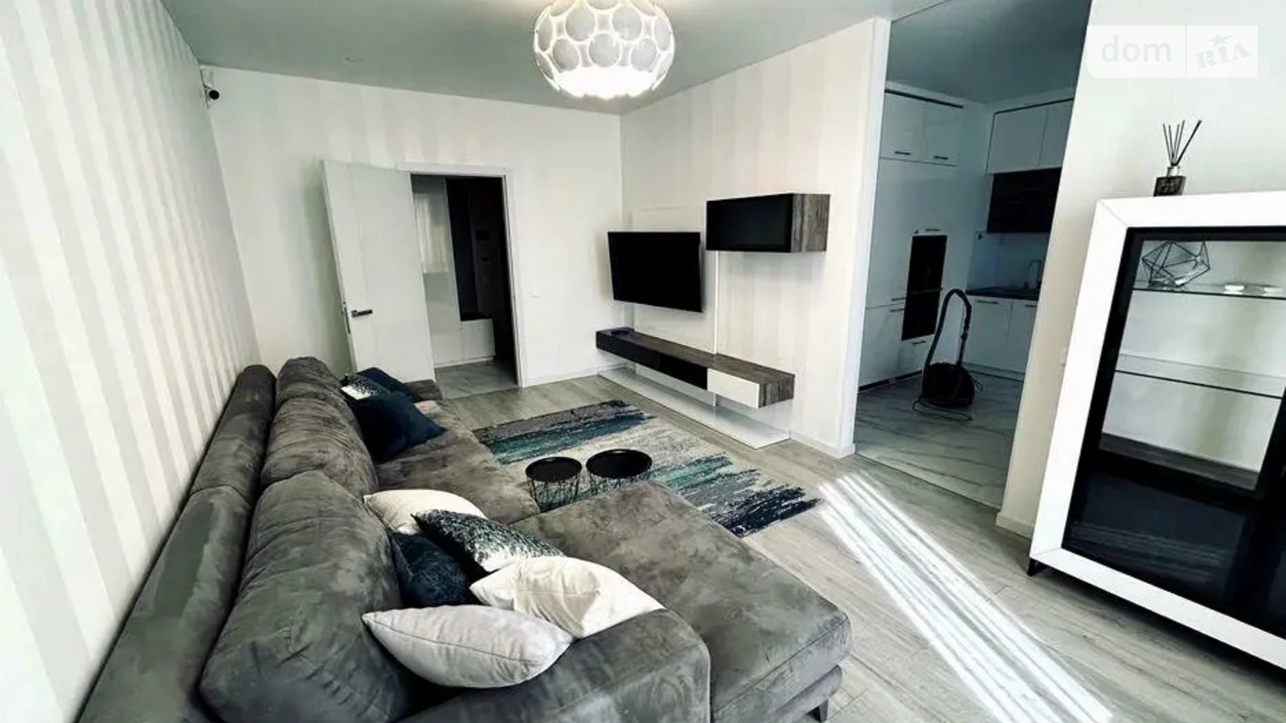 Продается 2-комнатная квартира 78 кв. м в Киеве, ул. Армянская, 6 - фото 2