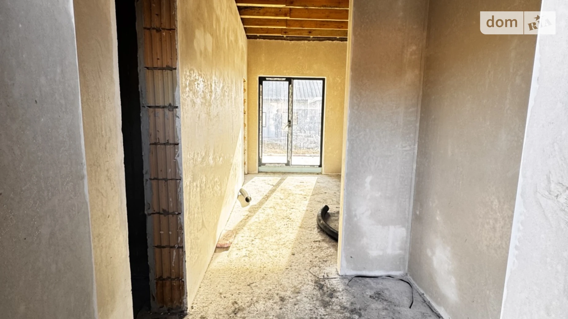 Продается одноэтажный дом 130 кв. м с балконом, цена: 93000 $ - фото 2