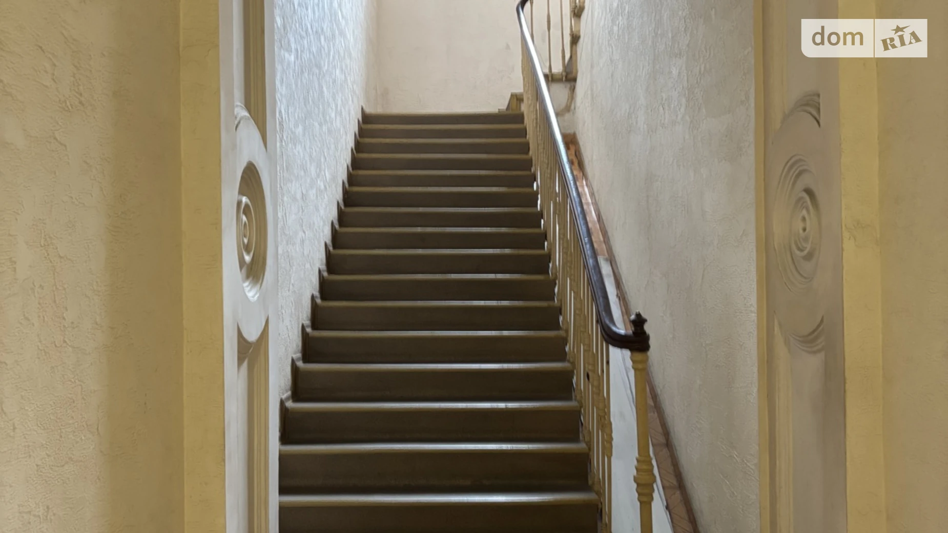 Сдается в аренду офис 220 кв. м в бизнес-центре, цена: 600 $ - фото 3