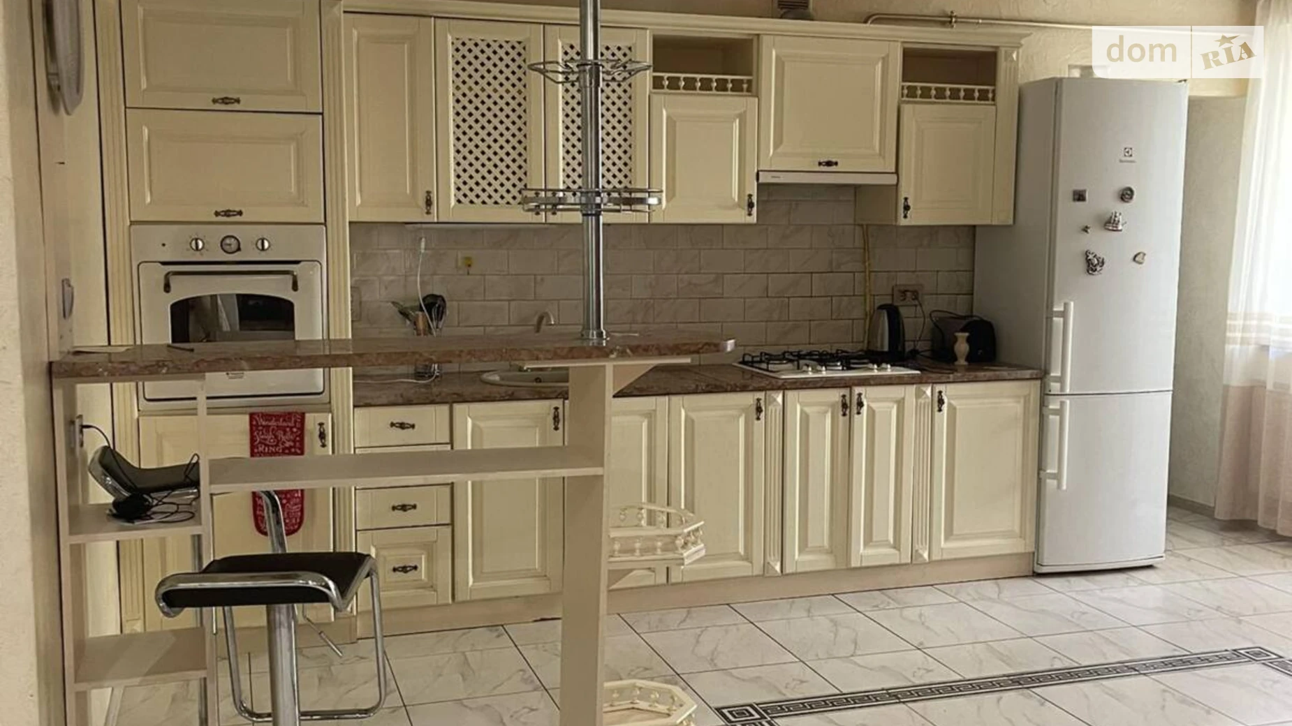 Сдается в аренду 1-комнатная квартира 62 кв. м в Львове, ул. Железнодорожная, 7В - фото 4