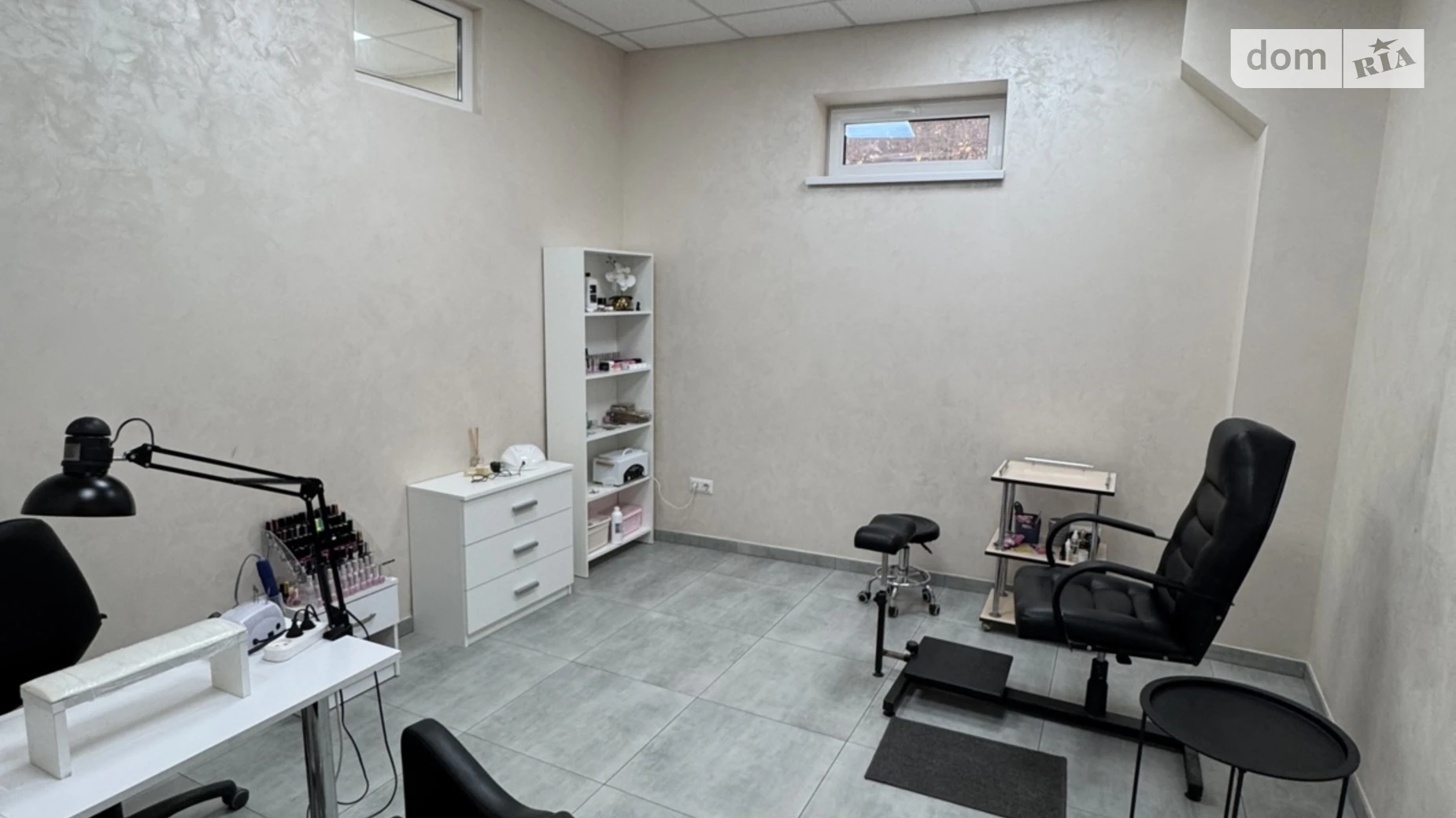 Здається в оренду приміщення вільного призначення 33 кв. м в 1-поверховій будівлі, цена: 13000 грн - фото 4