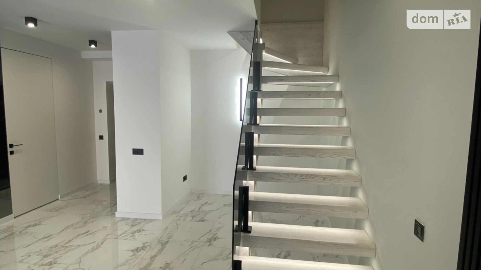 Продается 3-комнатная квартира 83 кв. м в Житомире, цена: 137000 $ - фото 2