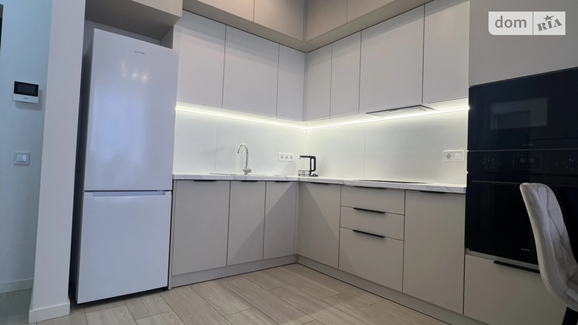 Сдается в аренду 1-комнатная квартира 40 кв. м в Ужгороде, цена: 500 $ - фото 3