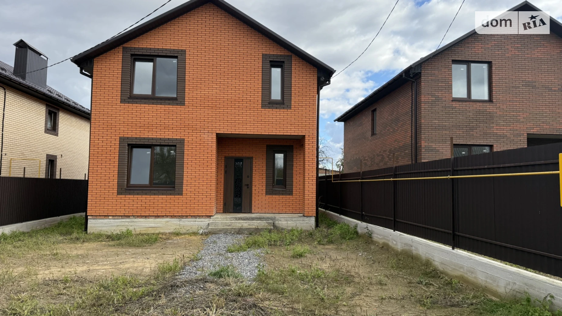 Продается дом на 2 этажа 120 кв. м с садом, цена: 92000 $ - фото 2