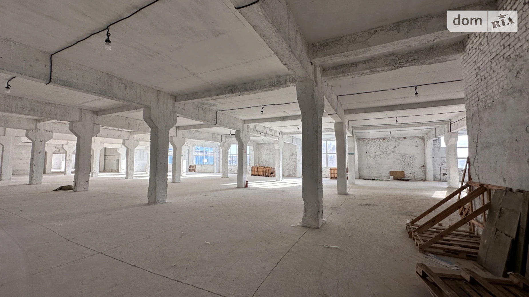 Сдается в аренду помещения свободного назначения 3000 кв. м в 4-этажном здании, цена: 120000 грн - фото 5