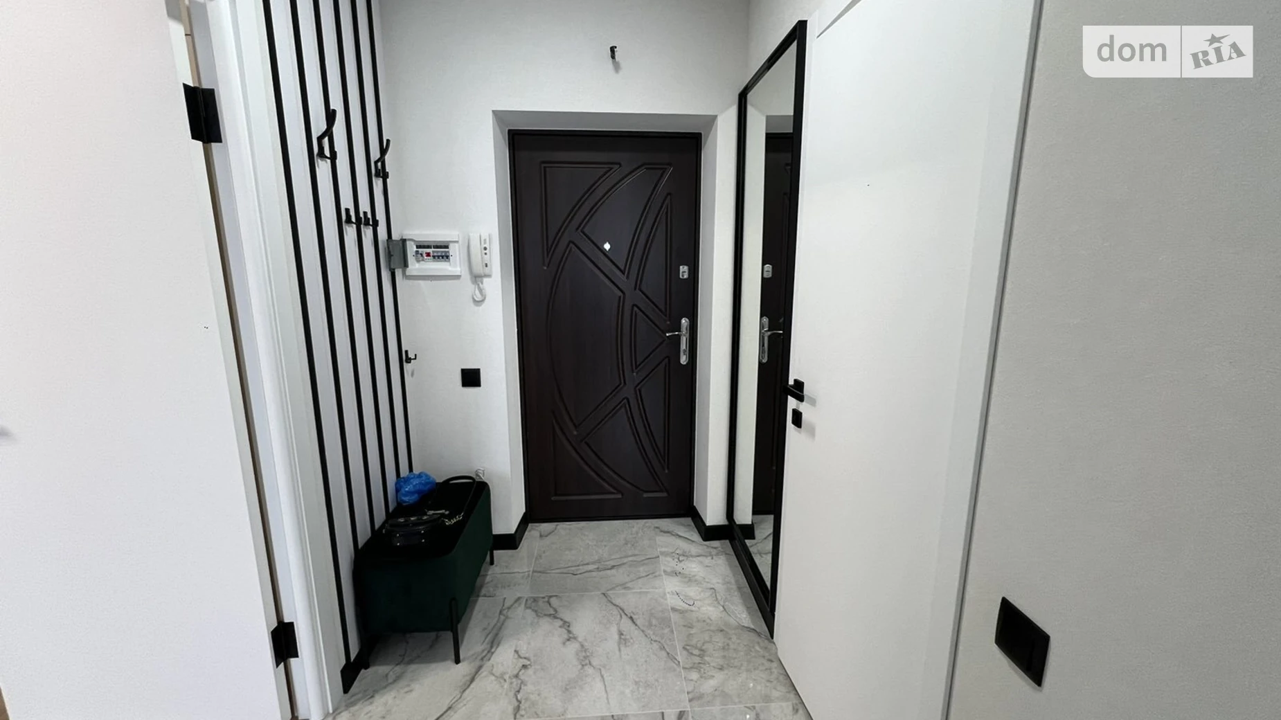 Продается 1-комнатная квартира 42 кв. м в, цена: 65000 $ - фото 2