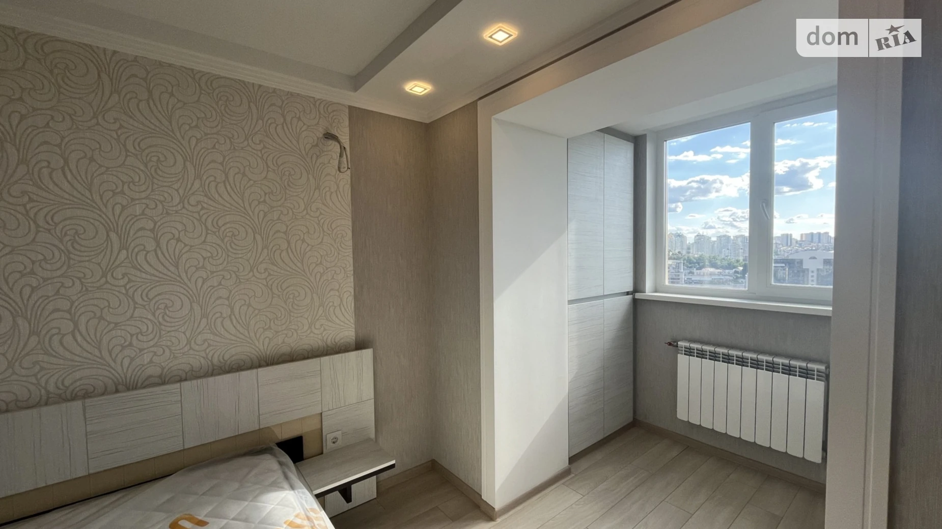 Продается 2-комнатная квартира 58 кв. м в Киеве, цена: 129000 $ - фото 2