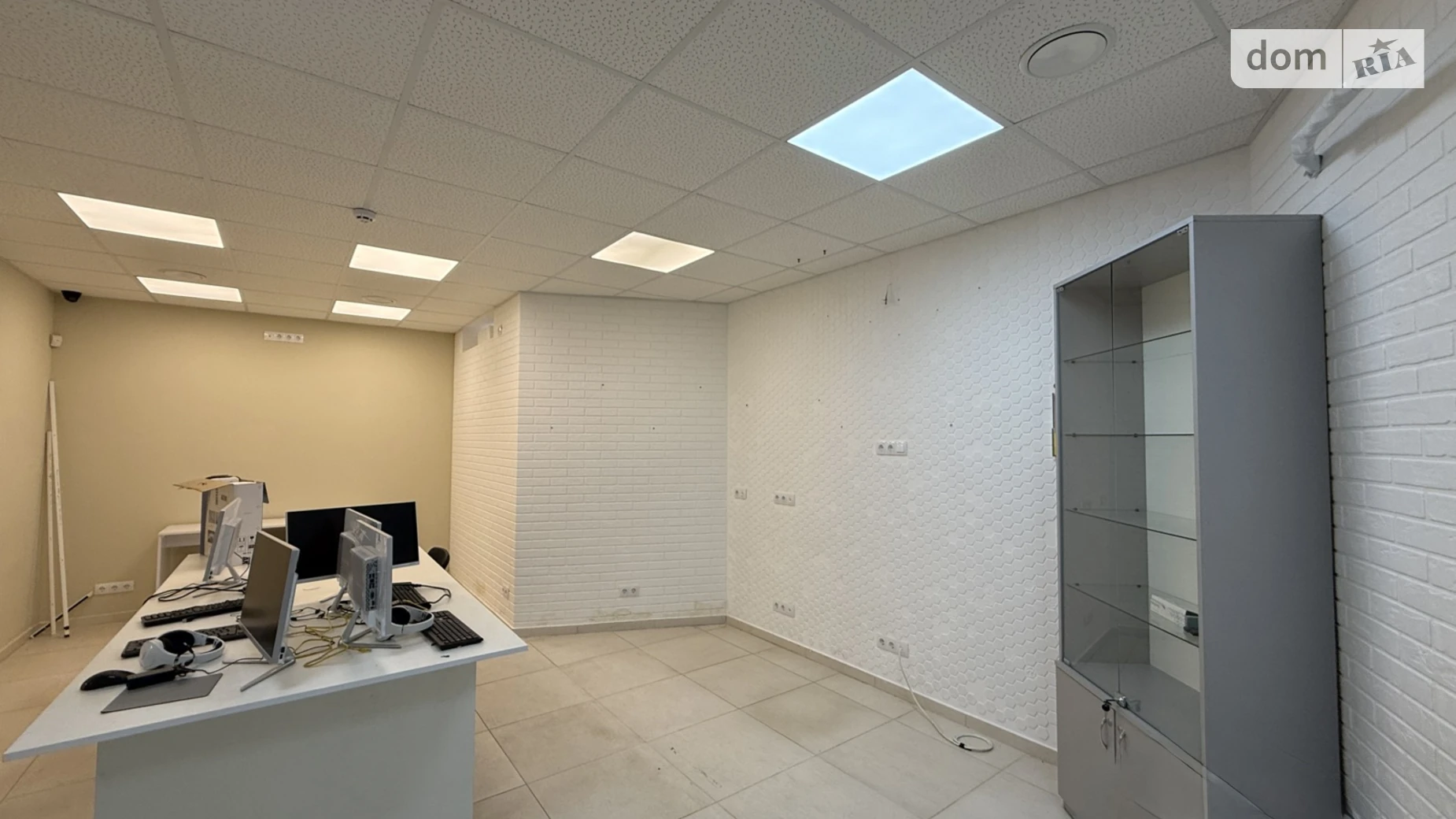 Сдается в аренду помещения свободного назначения 100 кв. м в 4-этажном здании, цена: 20000 грн - фото 2