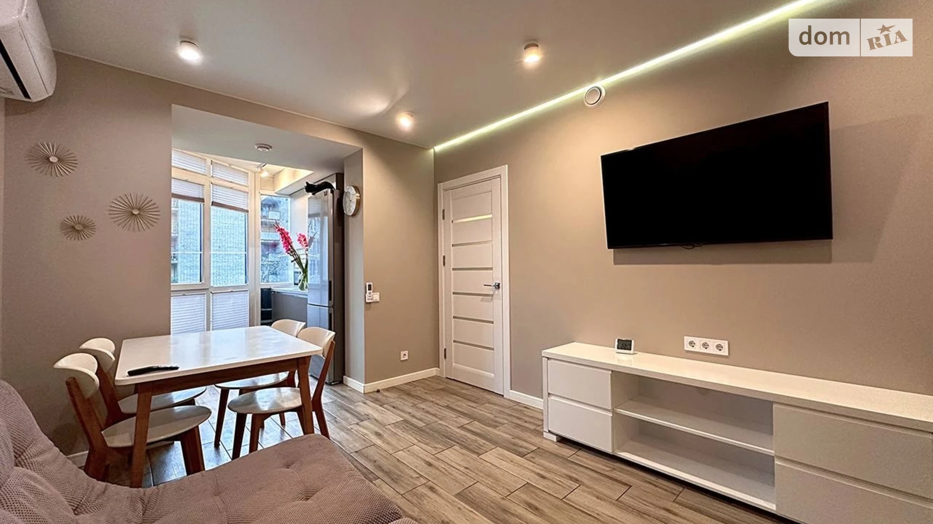 Продается 2-комнатная квартира 60 кв. м в Днепре, ул. Набережная Победы, 42Ф - фото 3