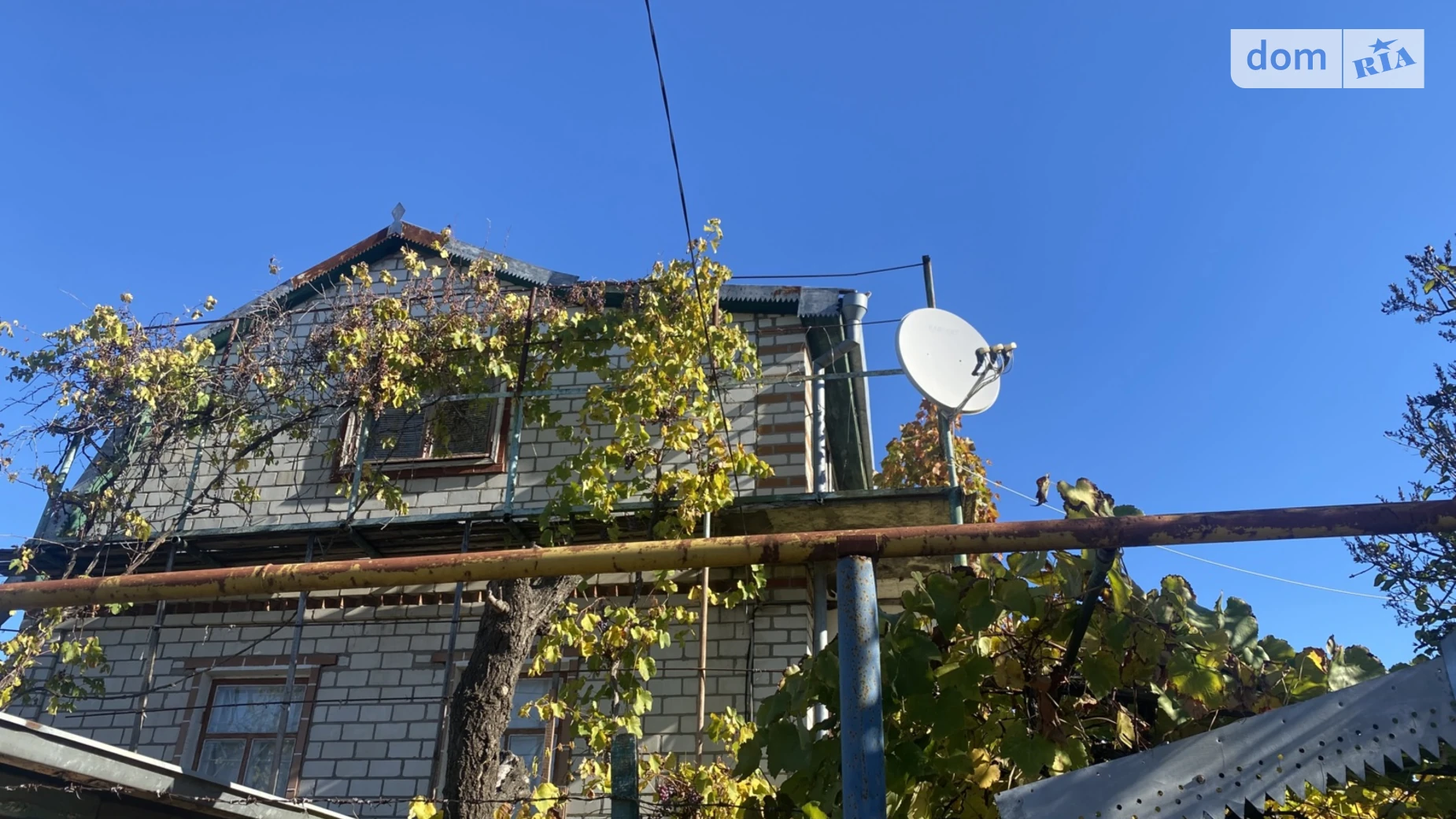 Продается дом на 2 этажа 105 кв. м с садом, цена: 28000 $ - фото 2