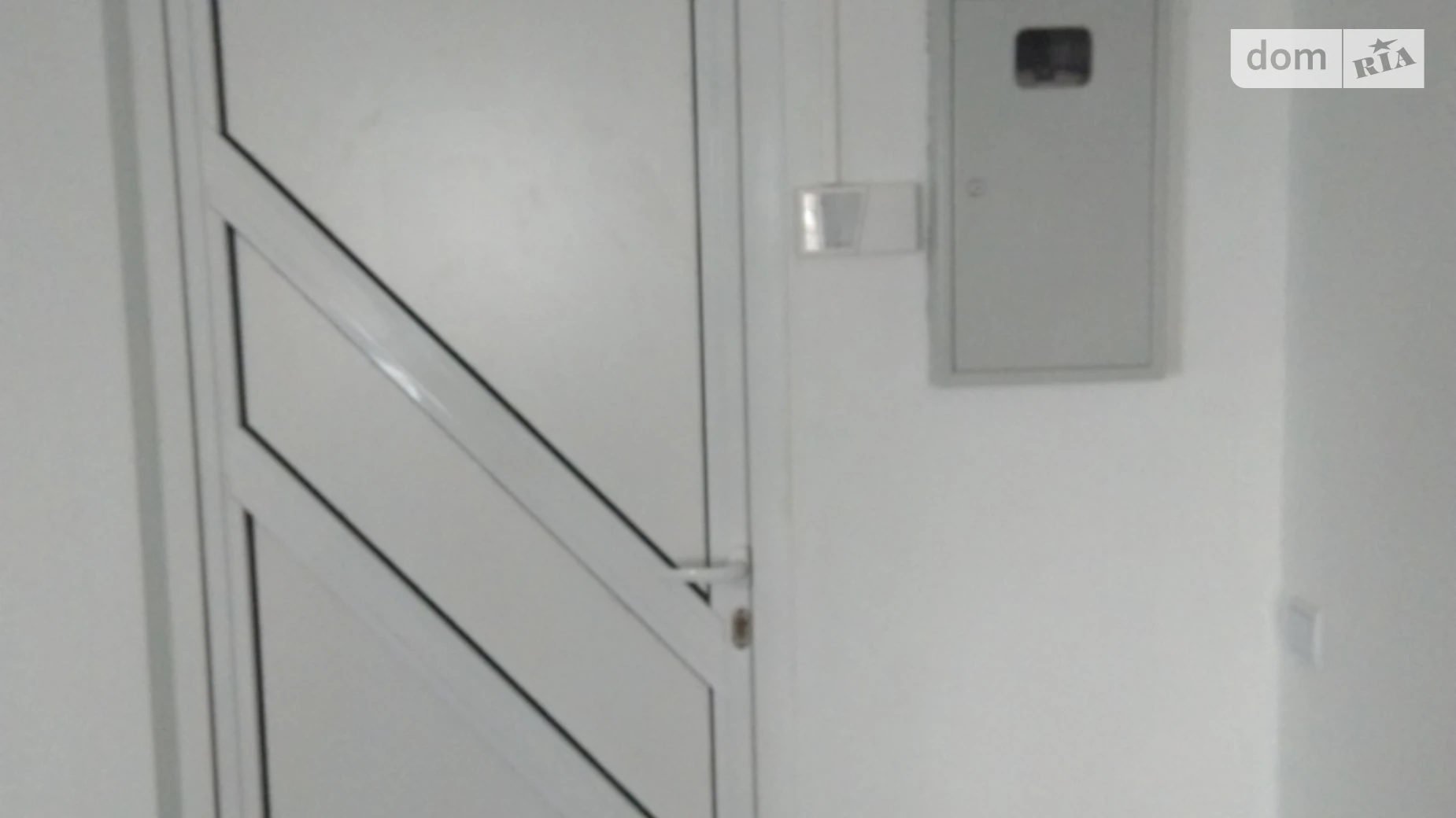 Сдается в аренду офис 26.7 кв. м в бизнес-центре, цена: 5000 грн - фото 3