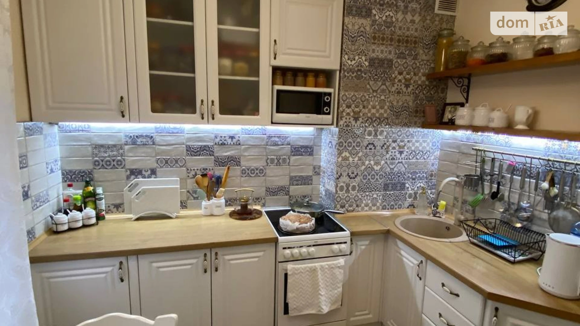 Продается 3-комнатная квартира 72 кв. м в Одессе, ул. 28-й Бригады(Паустовского), 31 - фото 2