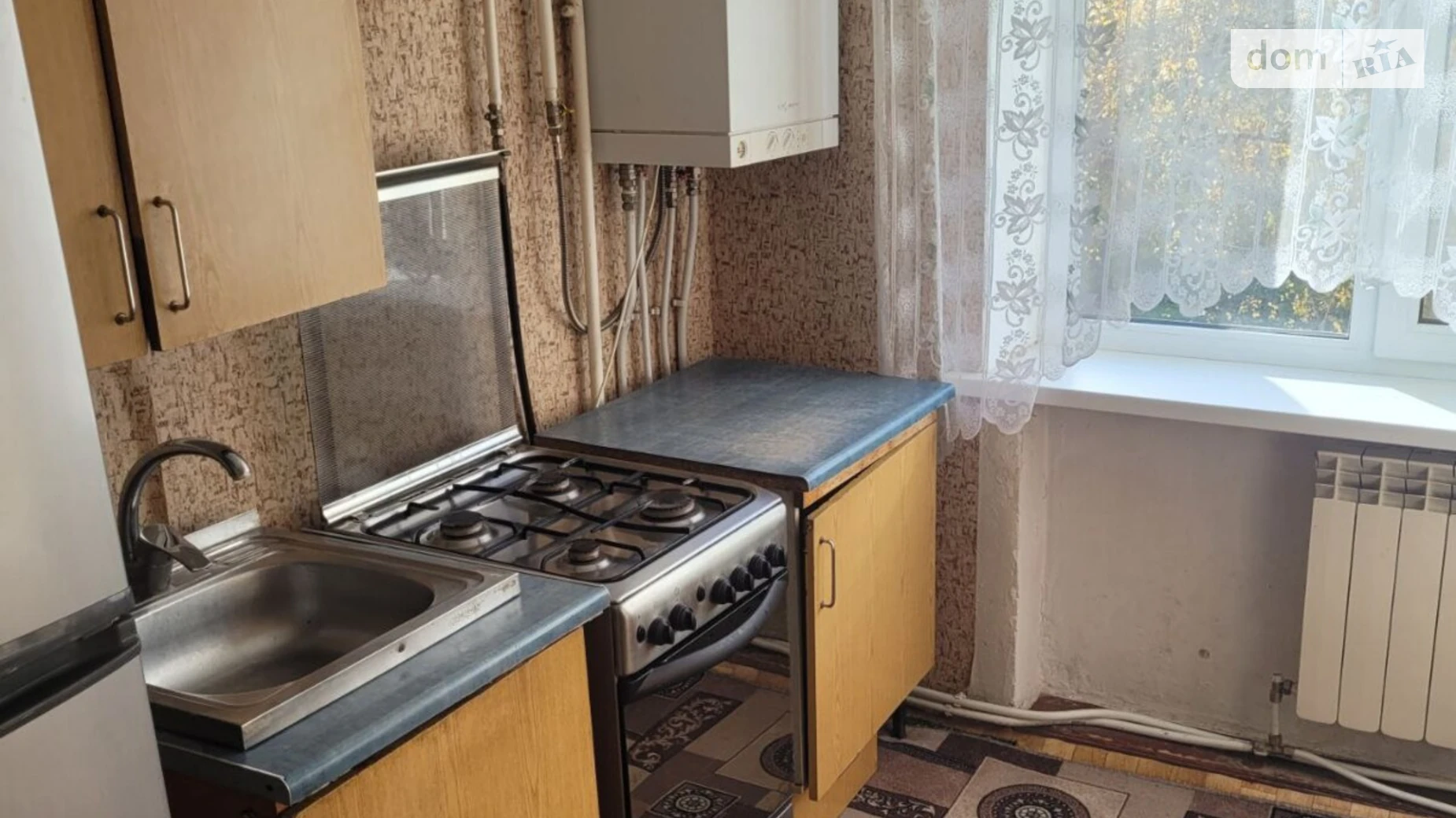 Продается 3-комнатная квартира 56 кв. м в Шполе, ул. Соборная(Ленина), 56 - фото 2