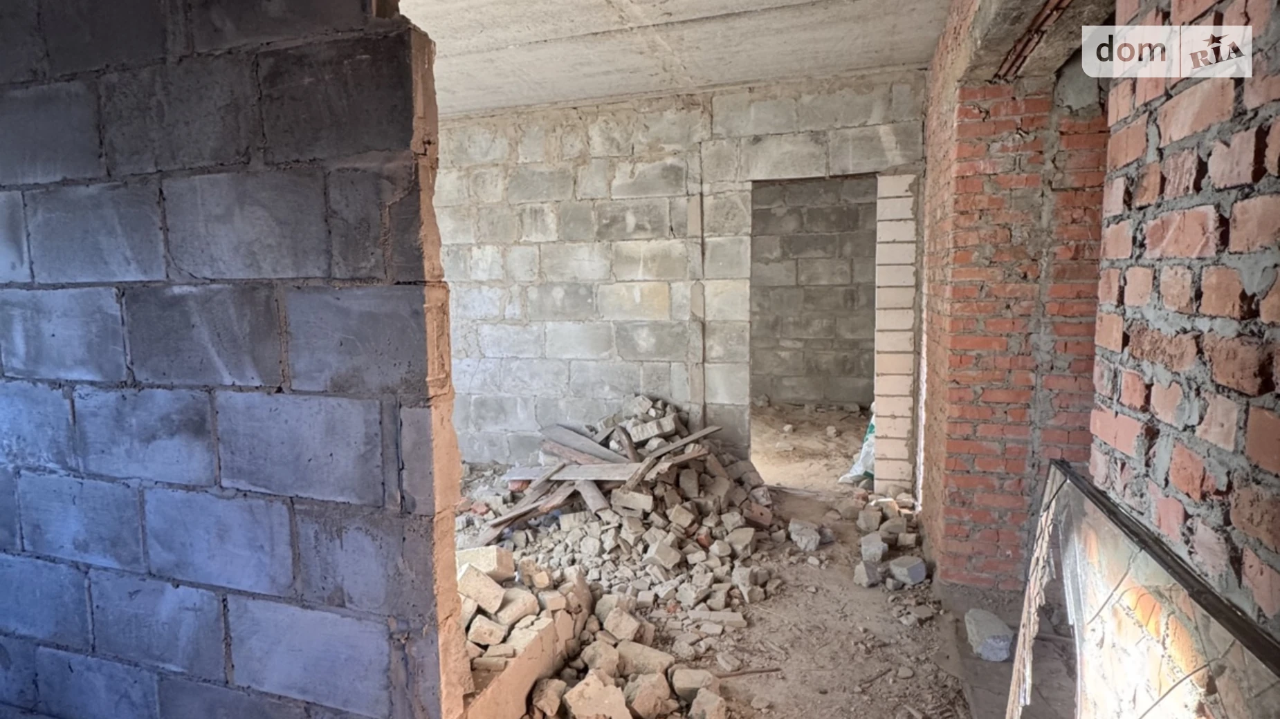 Продается одноэтажный дом 85 кв. м с подвалом, цена: 65000 $ - фото 2