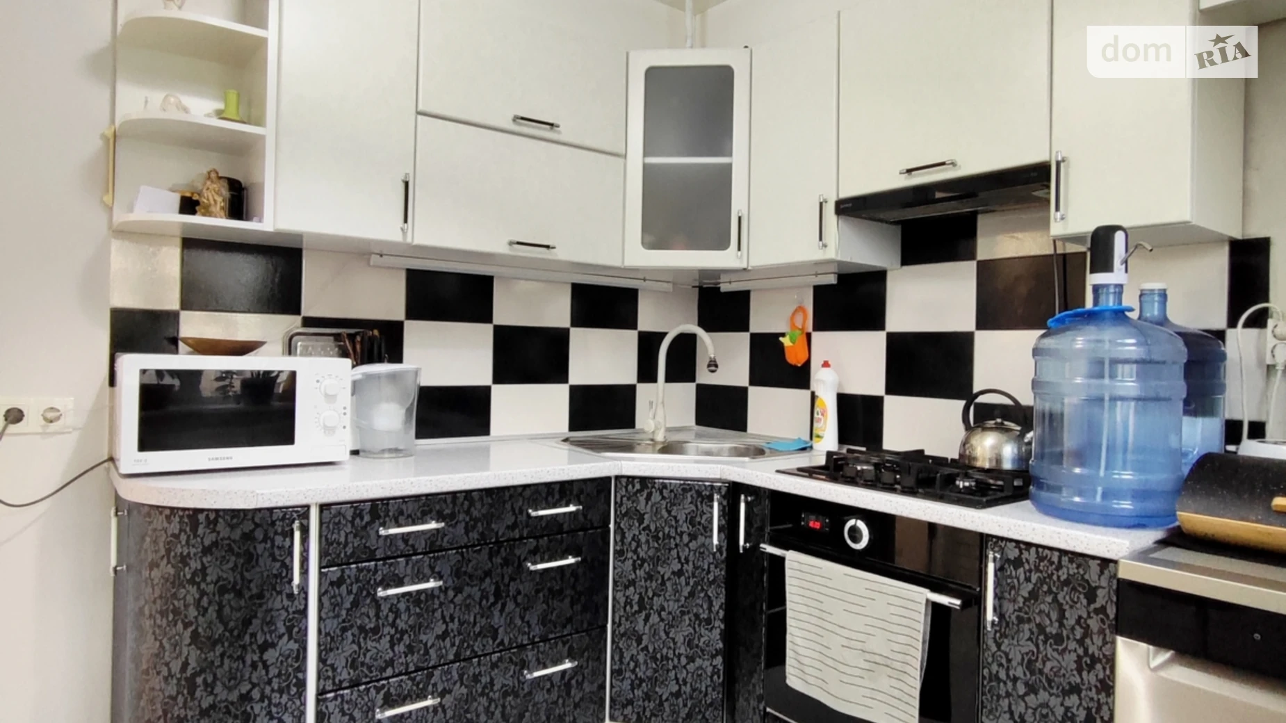 Продается 3-комнатная квартира 71.1 кв. м в Чернигове, цена: 63000 $ - фото 4