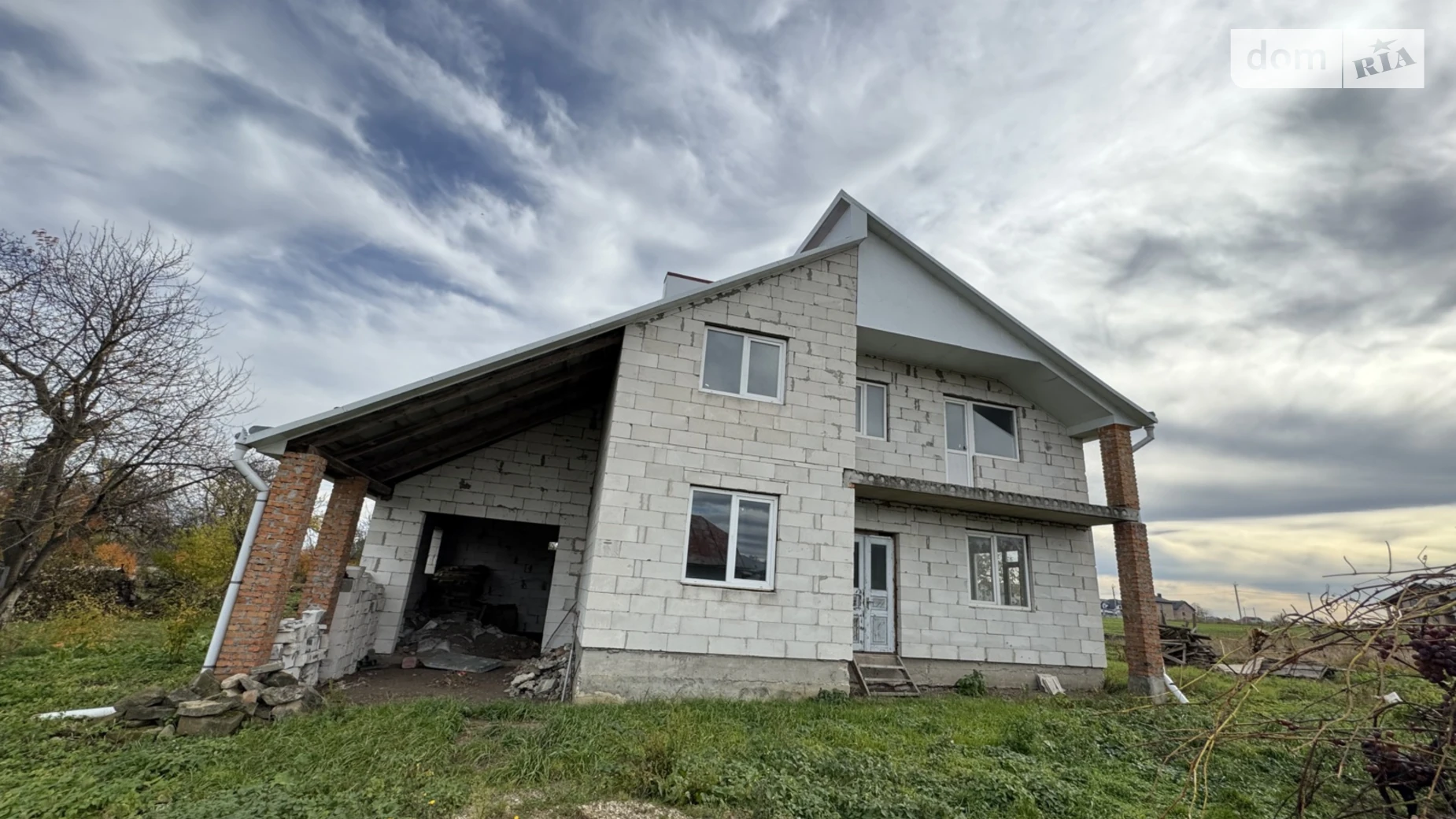 Продается дом на 2 этажа 188.4 кв. м с террасой, цена: 75000 $ - фото 2