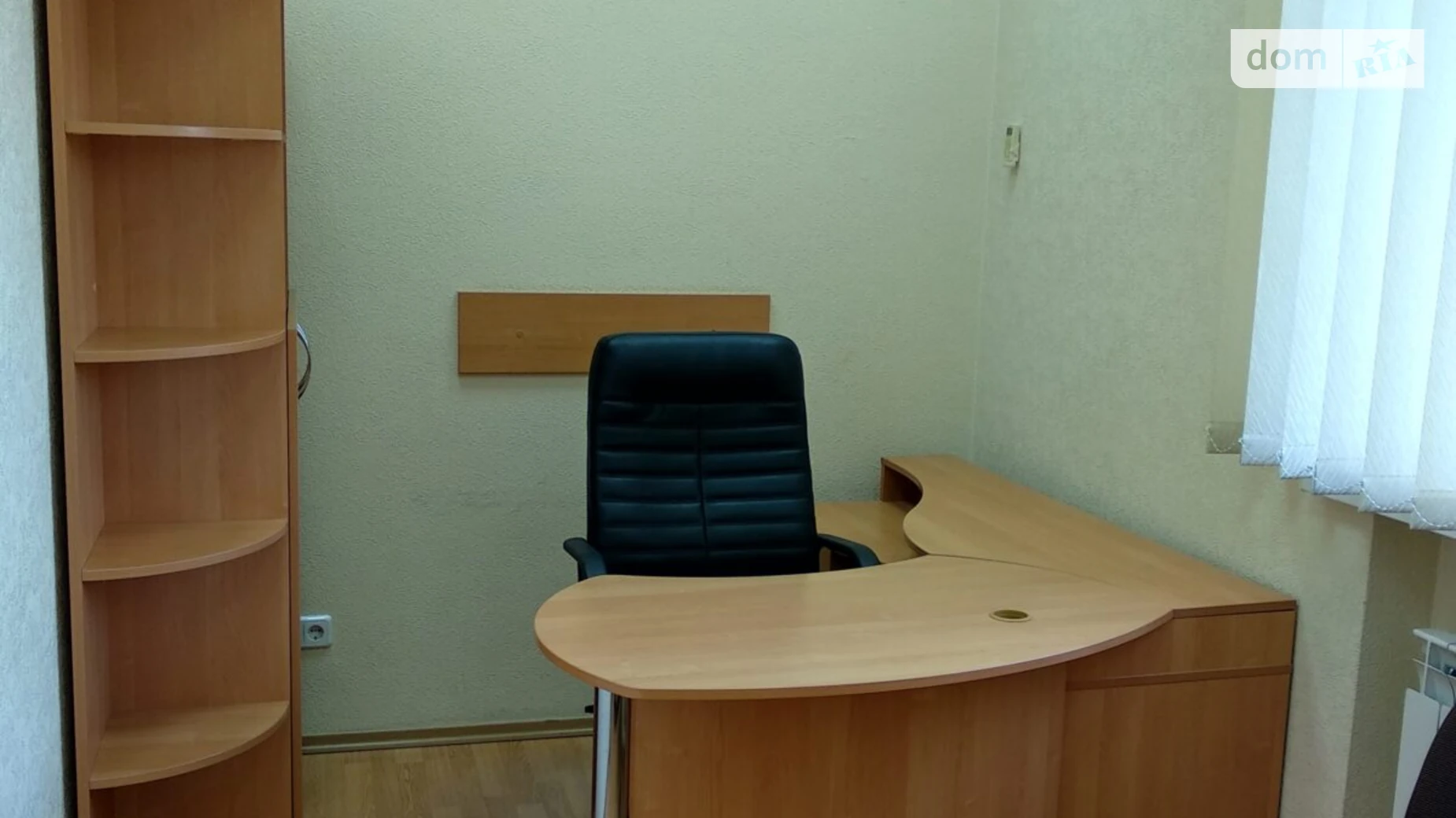 Сдается в аренду офис 82 кв. м в бизнес-центре, цена: 30000 грн - фото 3