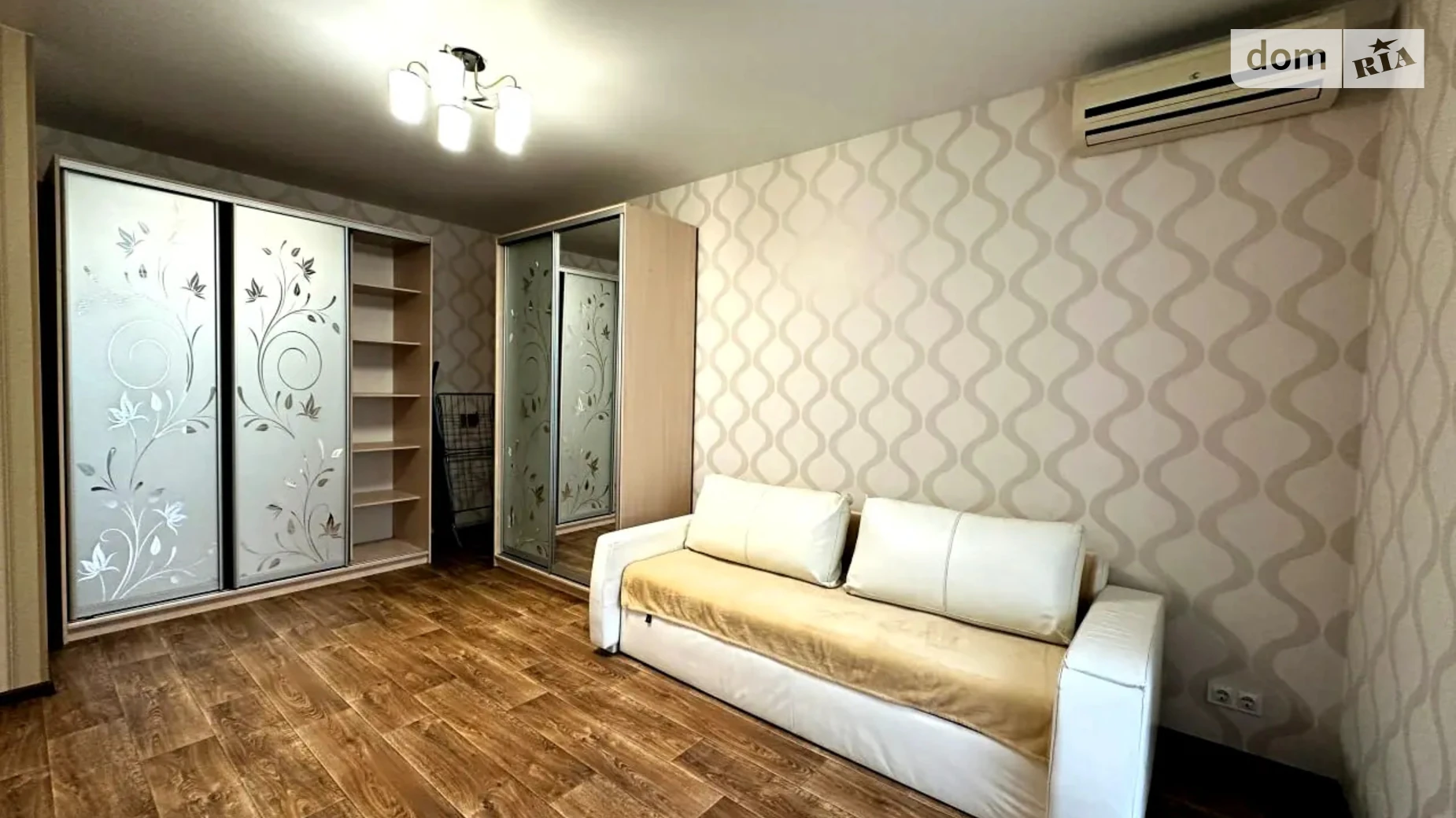 Сдается в аренду 1-комнатная квартира 40 кв. м в Киеве, ул. Практичная, 6 - фото 2