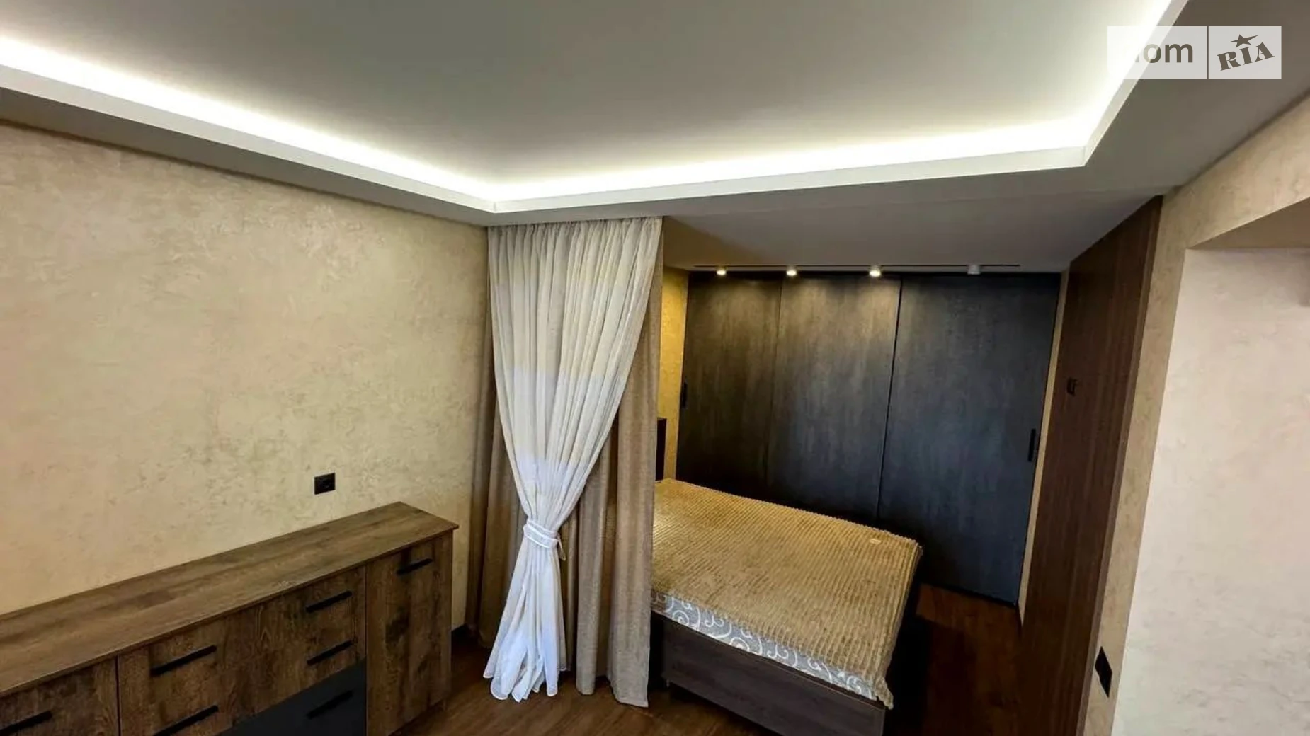 Сдается в аренду 1-комнатная квартира 40 кв. м в Днепре, мас. Тополь-2, 32 - фото 4