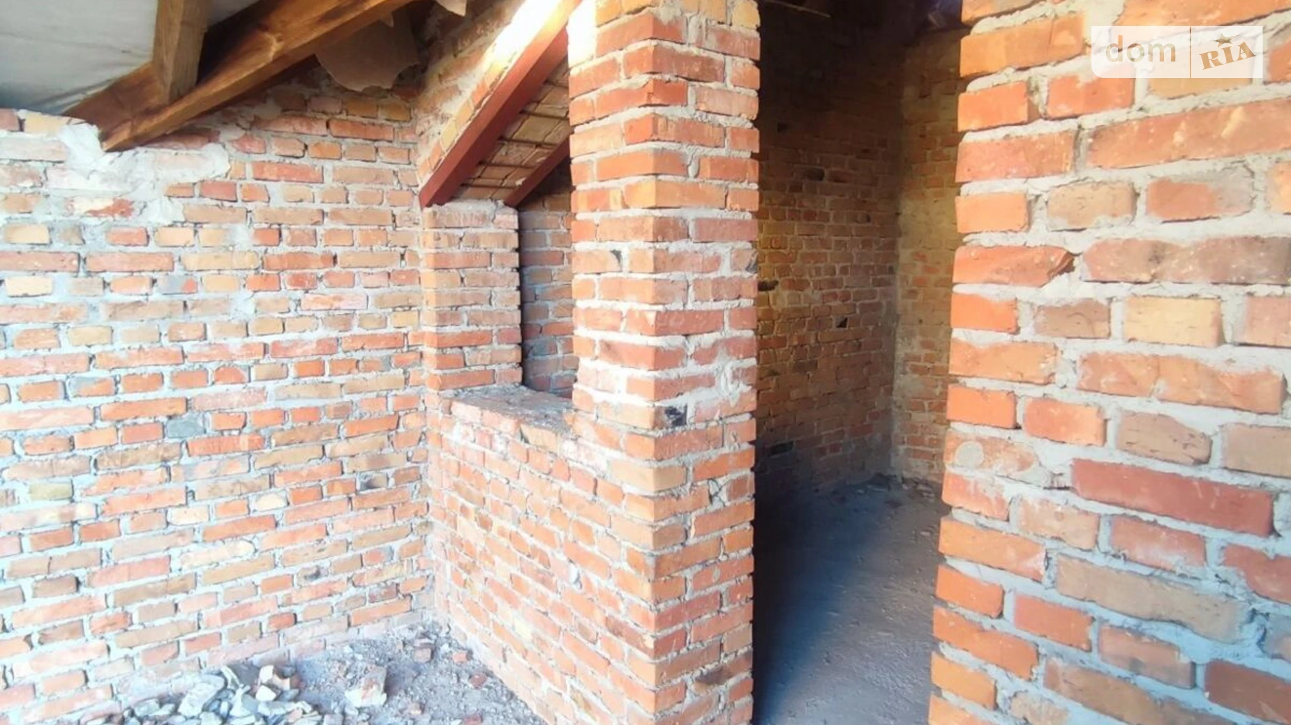 Продается дом на 2 этажа 250 кв. м с балконом, цена: 75000 $ - фото 3