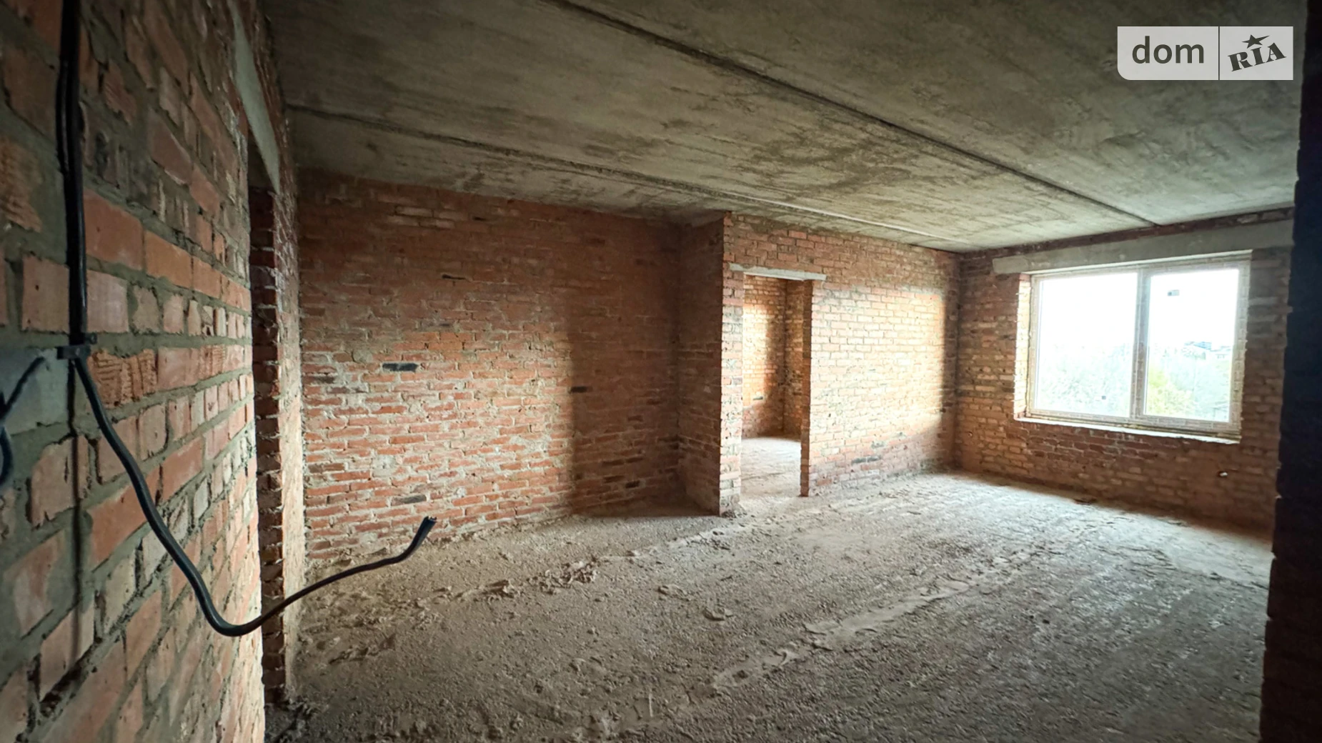 Продается 2-комнатная квартира 68.5 кв. м в Ровно, ул. Белая, 1Б - фото 3