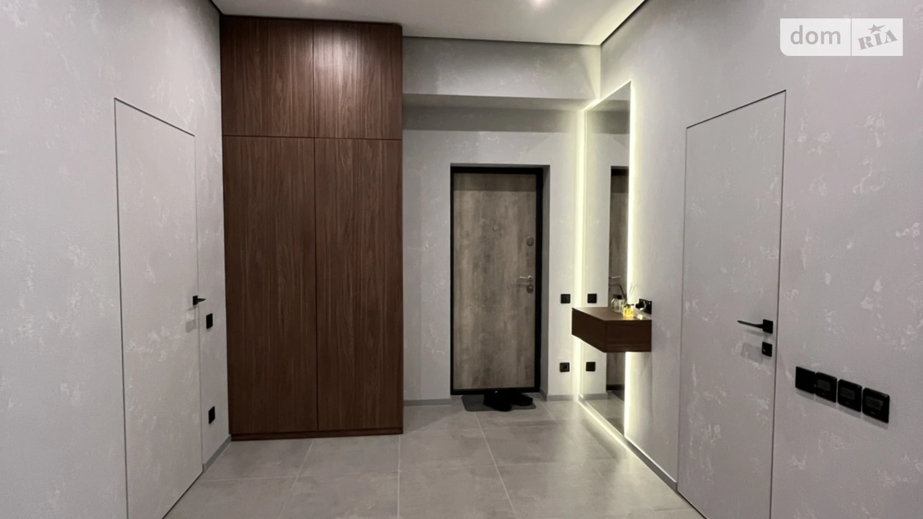 Продается 1-комнатная квартира 74.5 кв. м в Виннице, просп. Космонавтов, 49 - фото 2