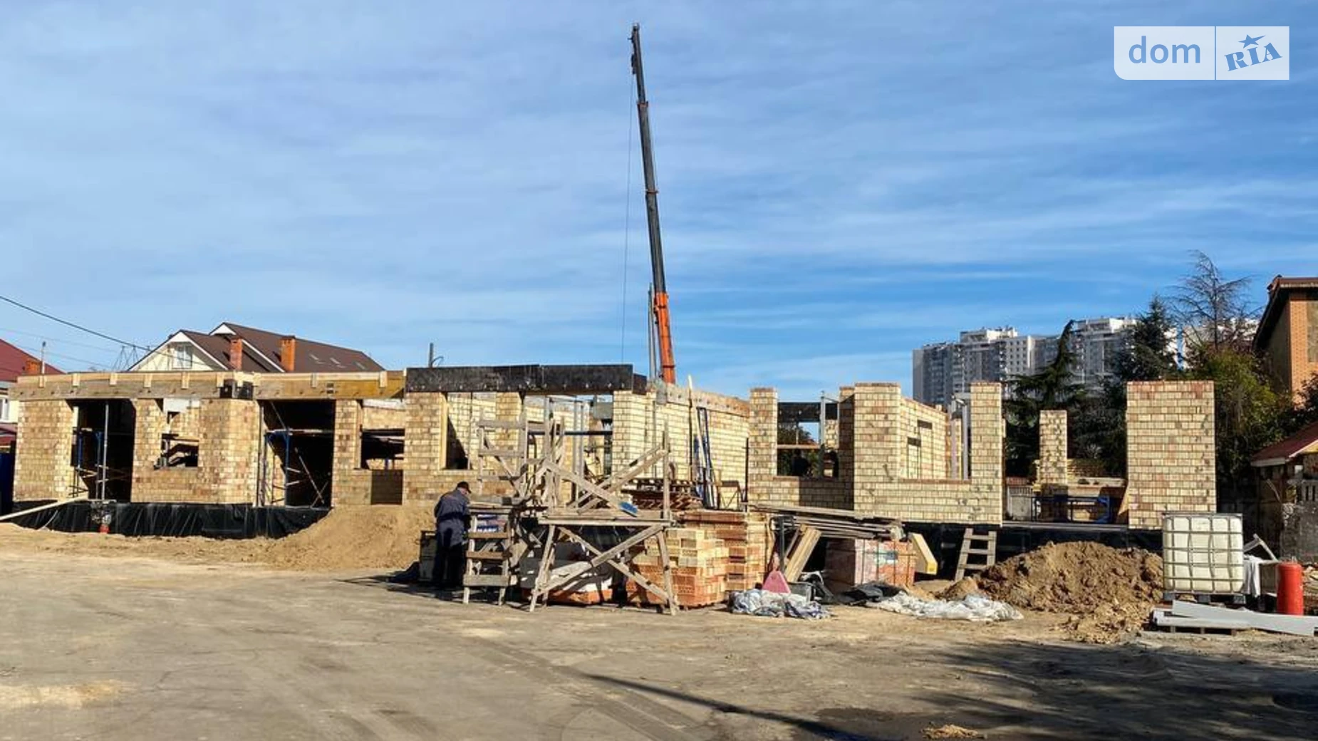 Продается дом на 2 этажа 155 кв. м с беседкой, цена: 179000 $ - фото 4