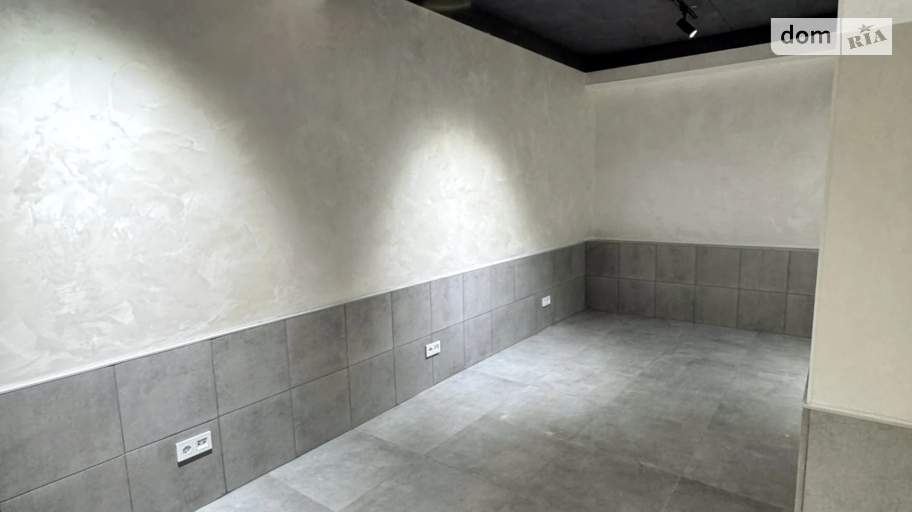 Здається в оренду офіс 17 кв. м в бізнес-центрі, цена: 250 $ - фото 2