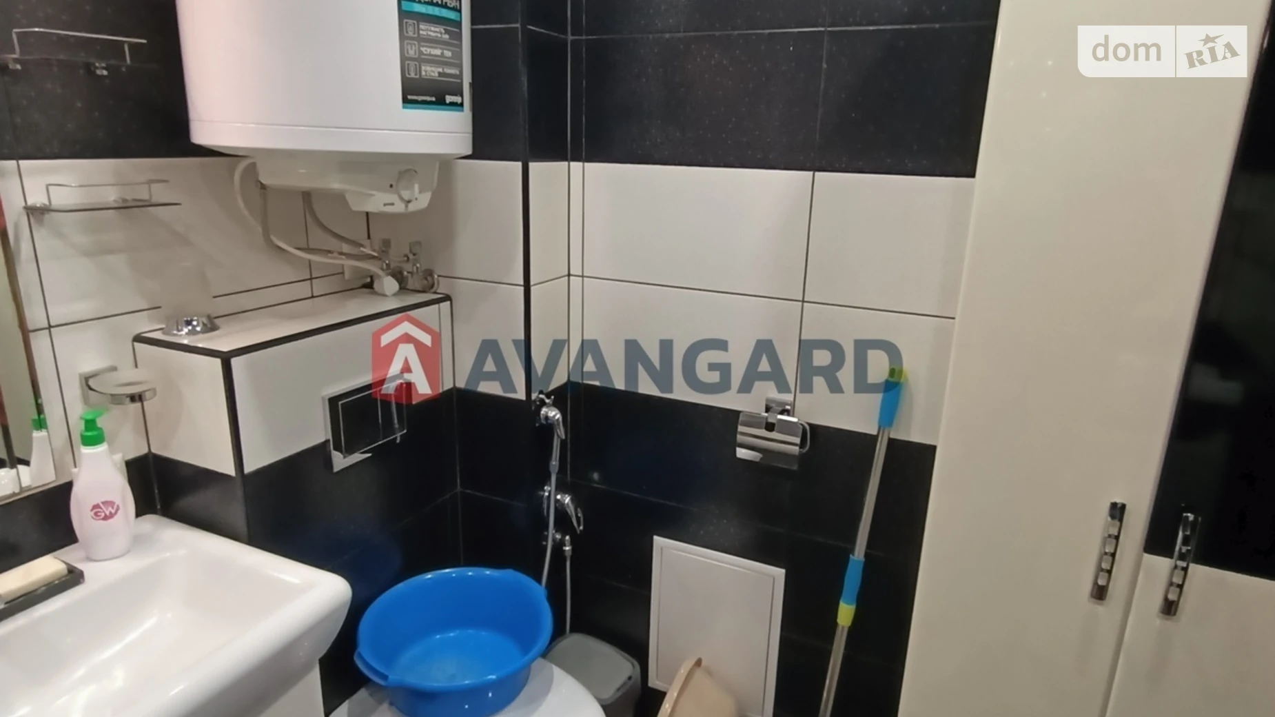 3-комнатная квартира 67 кв. м в Запорожье, ул. Чумаченко, 23А - фото 3