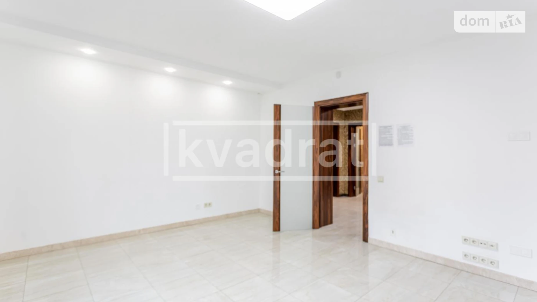 Сдается в аренду офис 550 кв. м в бизнес-центре, цена: 3000 $ - фото 5