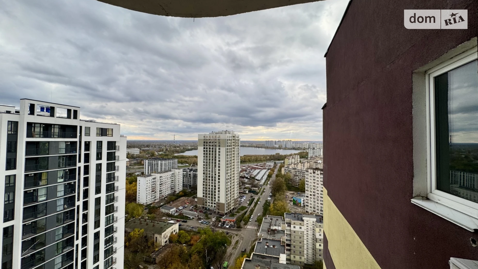 Продается 3-комнатная квартира 92.6 кв. м в Киеве, Харьковское шоссе, 182 - фото 2