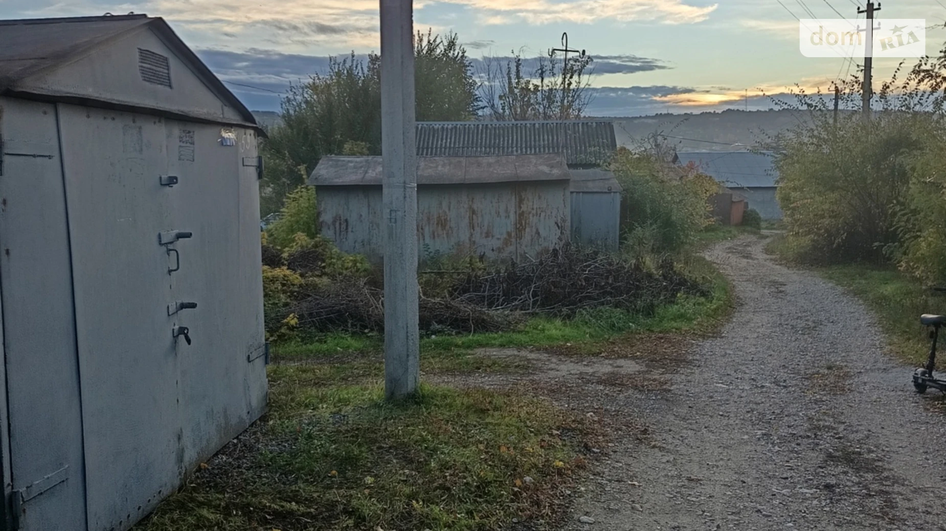 Продается отдельно стоящий гараж под легковое авто на 15 кв. м, цена: 1000 $ - фото 5