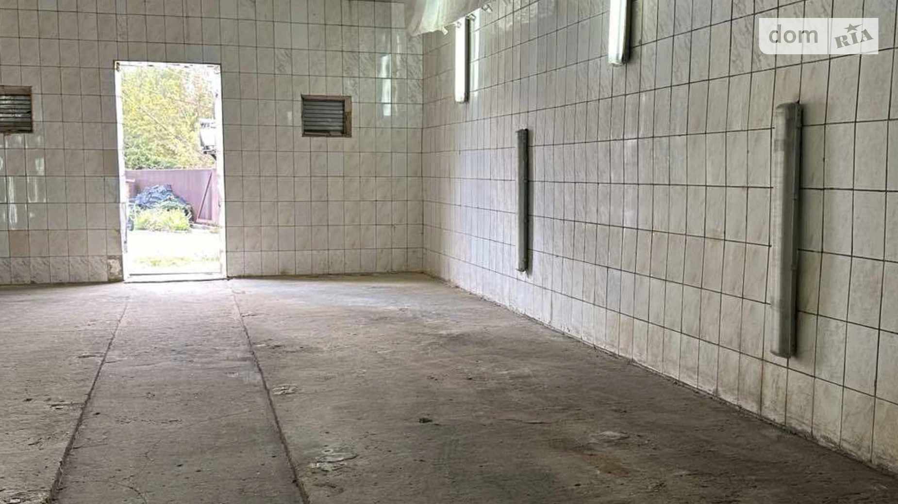 Сдается в аренду помещения свободного назначения 99 кв. м в 1-этажном здании, цена: 15000 грн - фото 2