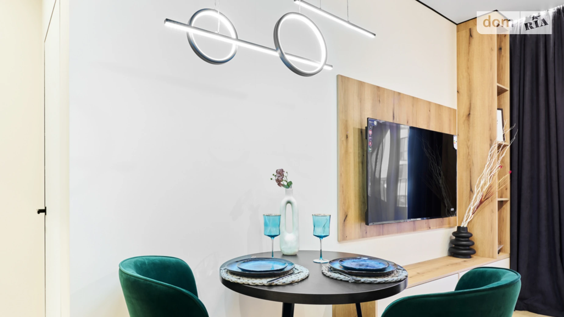 Продается 1-комнатная квартира 40 кв. м в Киеве, ул. Семьи Кистяковских, 10 - фото 2