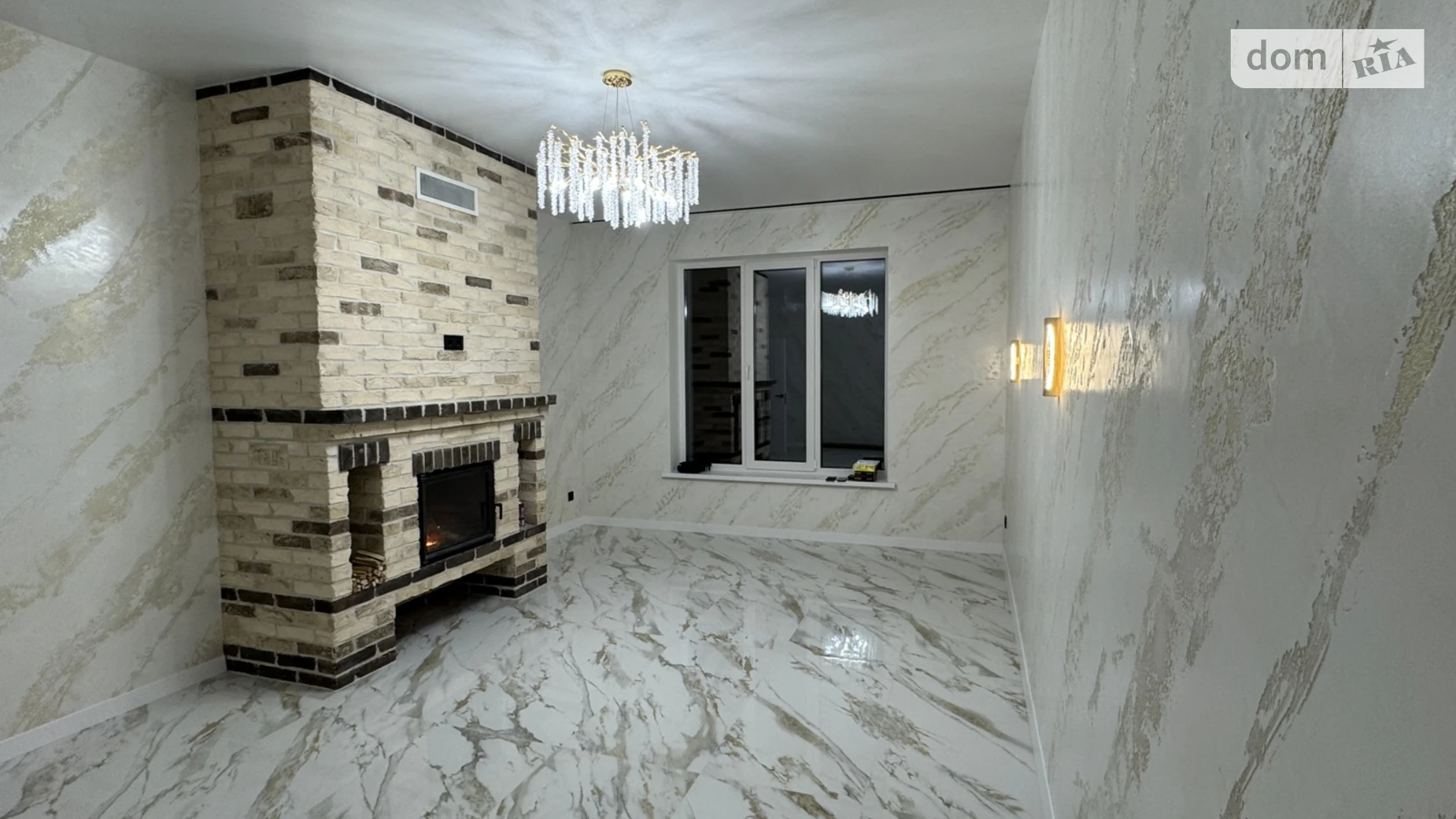 Продается дом на 2 этажа 160 кв. м с гаражом, цена: 240000 $ - фото 2