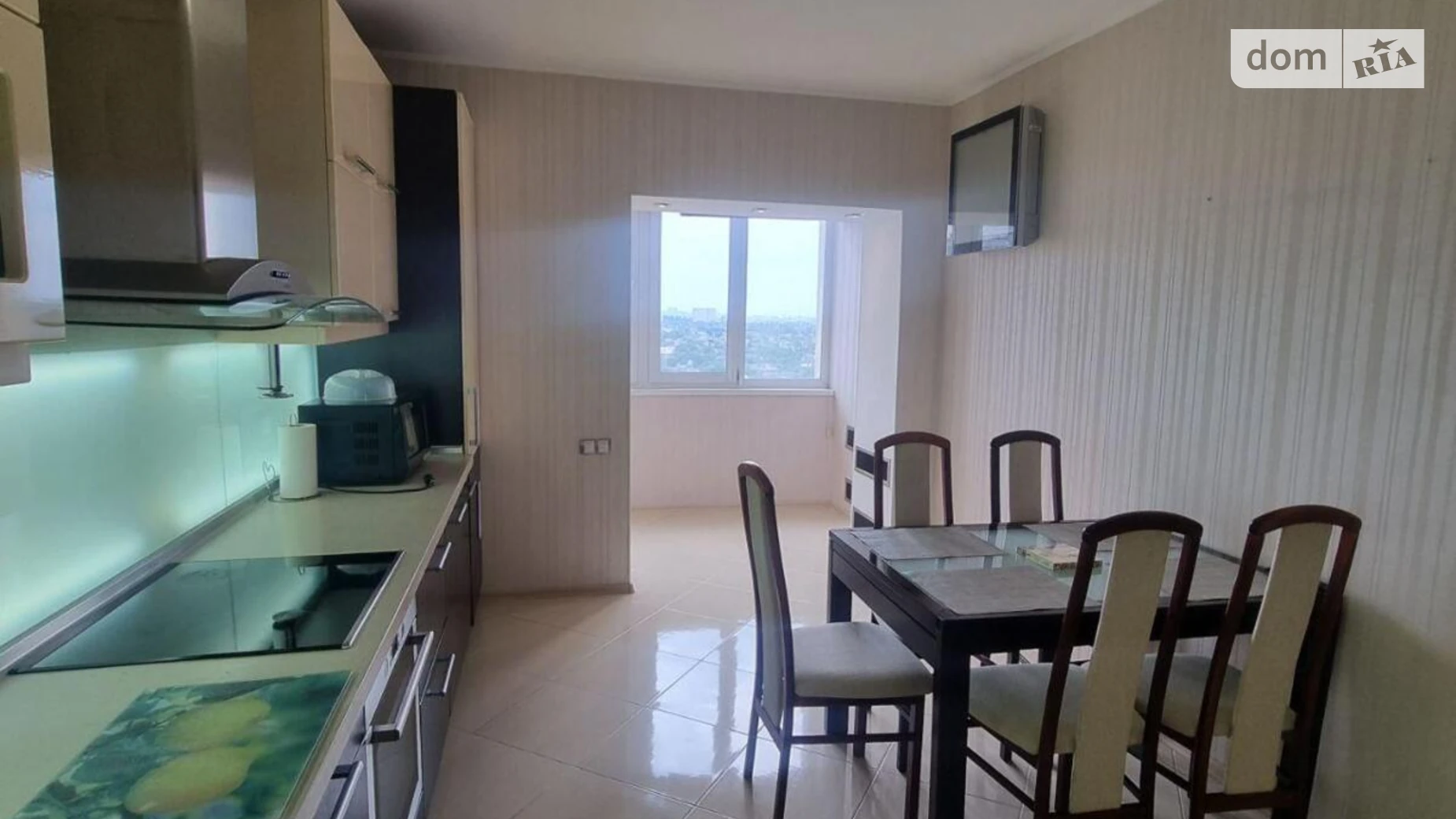 Сдается в аренду 2-комнатная квартира 82 кв. м в Киеве, ул. Нежинская, 5 - фото 3